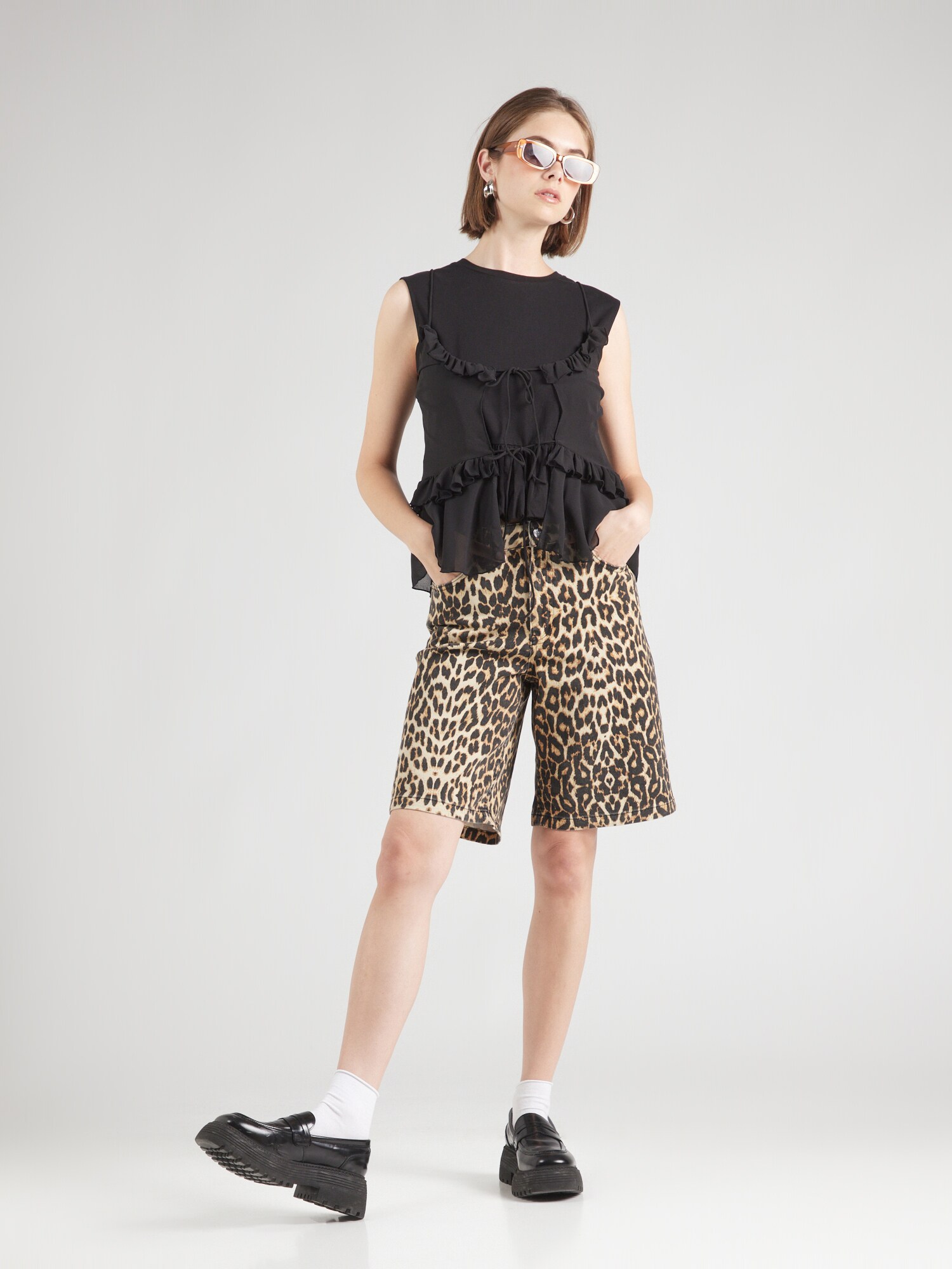 Thumbnail - Shorts 'Leo'
