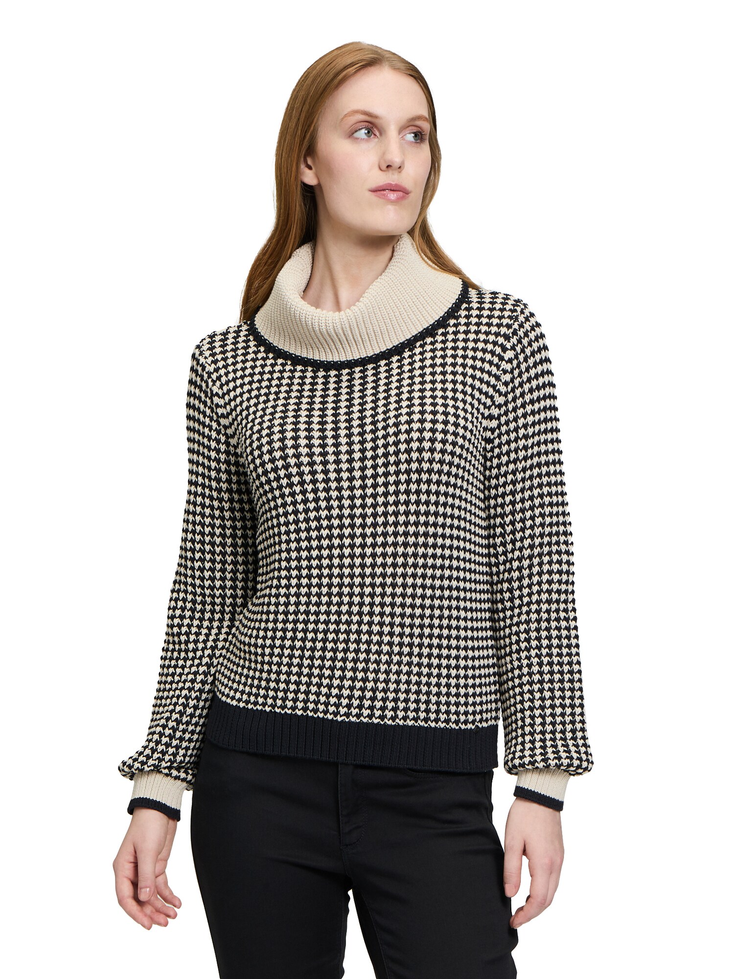 Thumbnail - Pullover