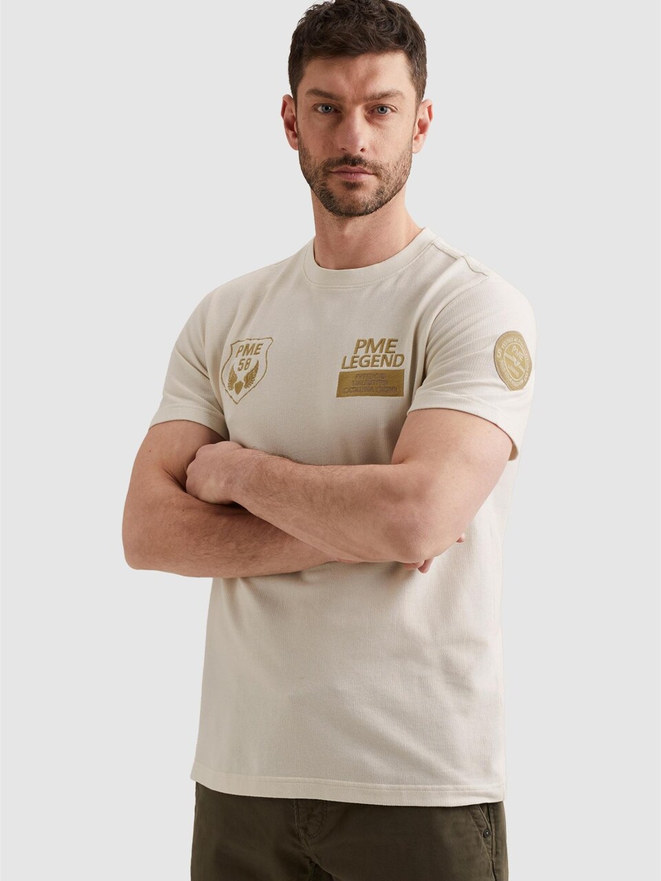T-shirt 'T-shirt in jersey with multiple badges'