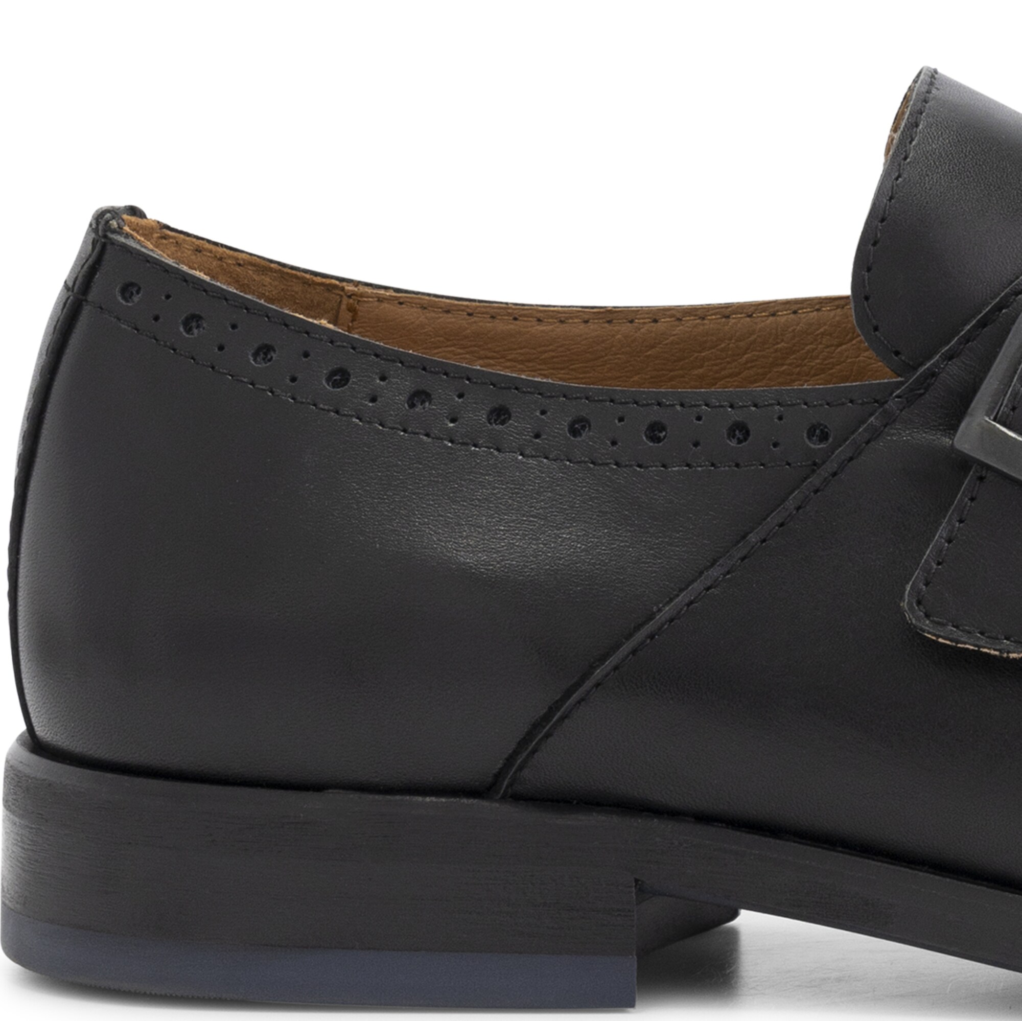 Thumbnail - DenBroeck Slipper