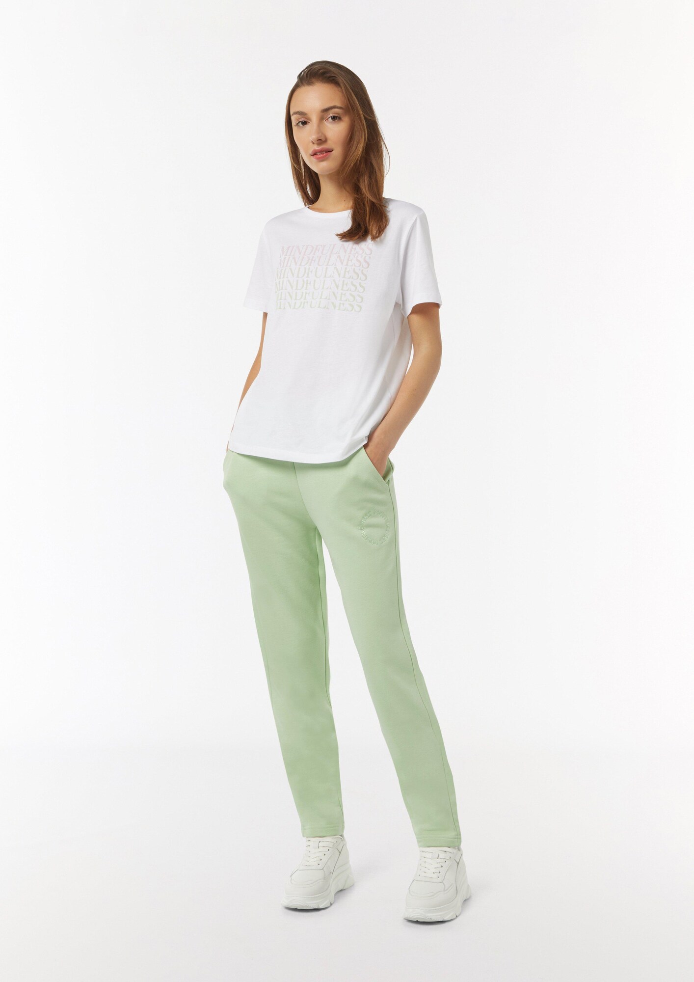 Thumbnail - comma casual identity Hose