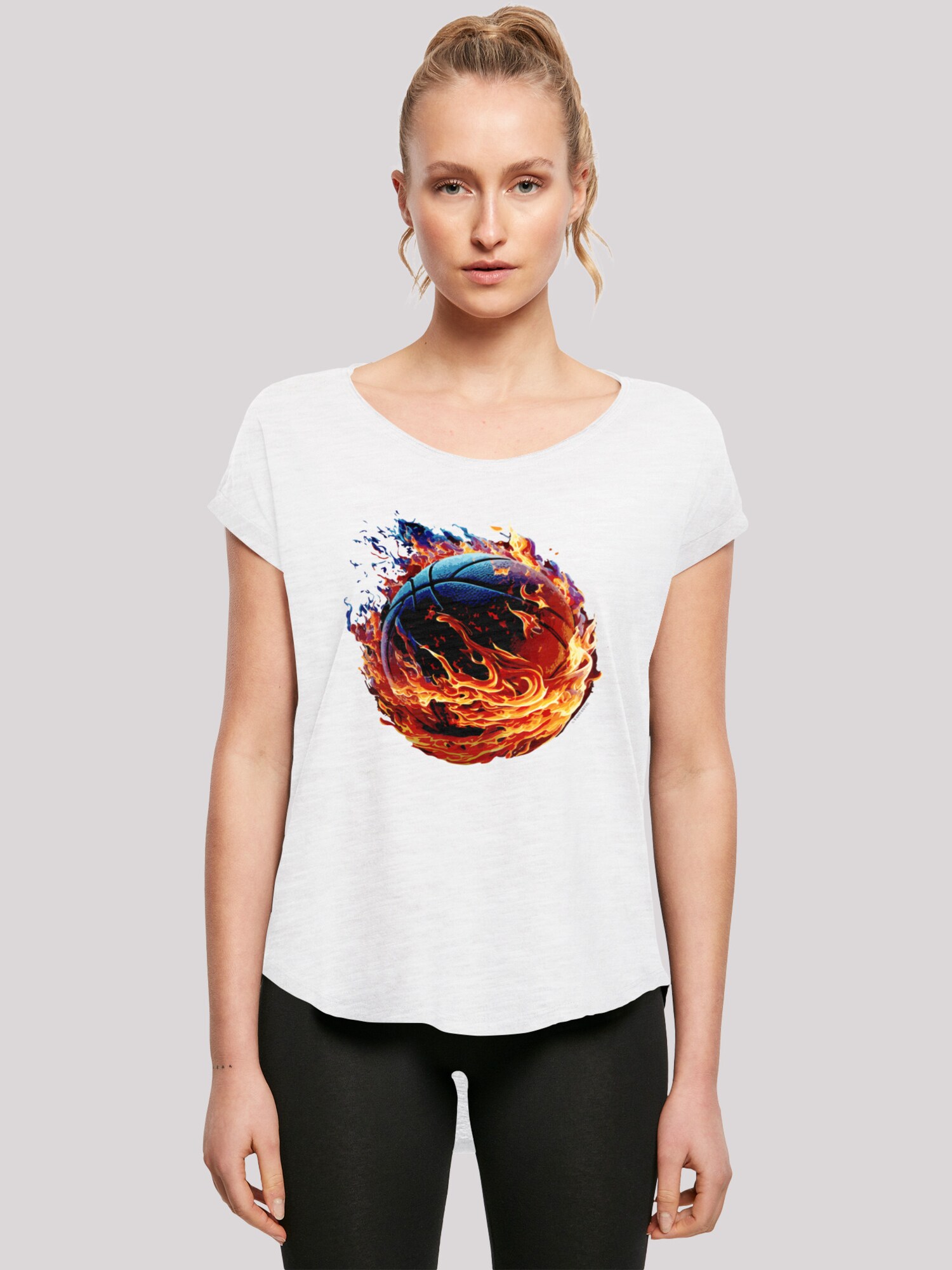 Thumbnail - F4NT4STIC Shirt On FIRE