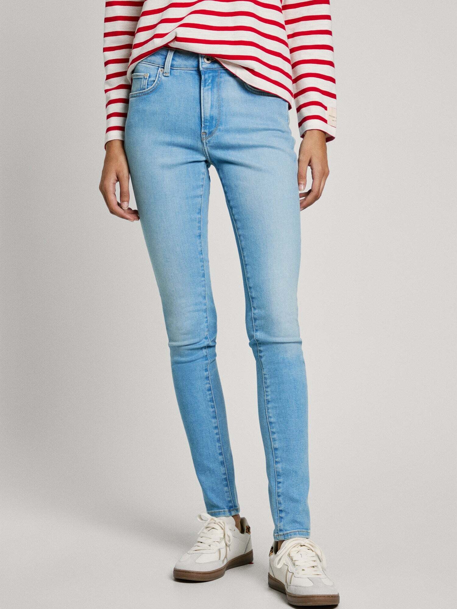 Thumbnail - Jeans