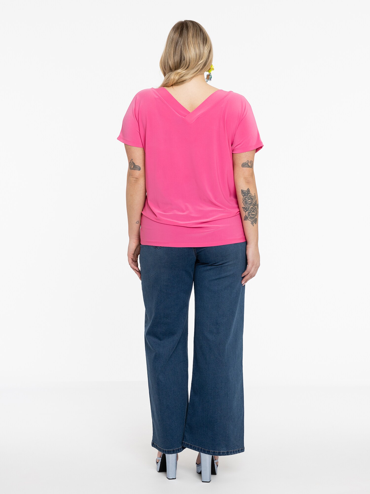 Thumbnail - T-Shirt