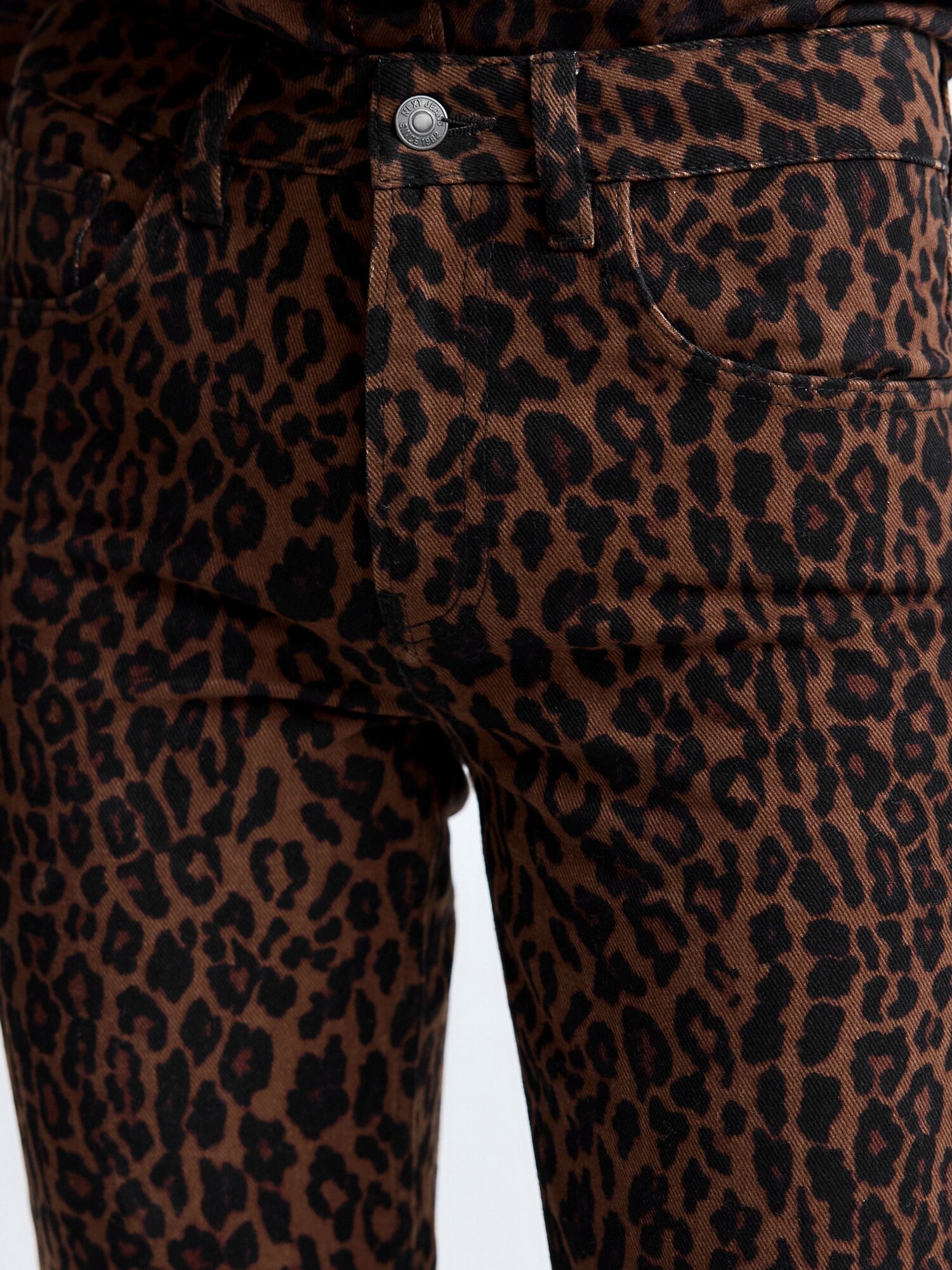 Thumbnail - Jeans