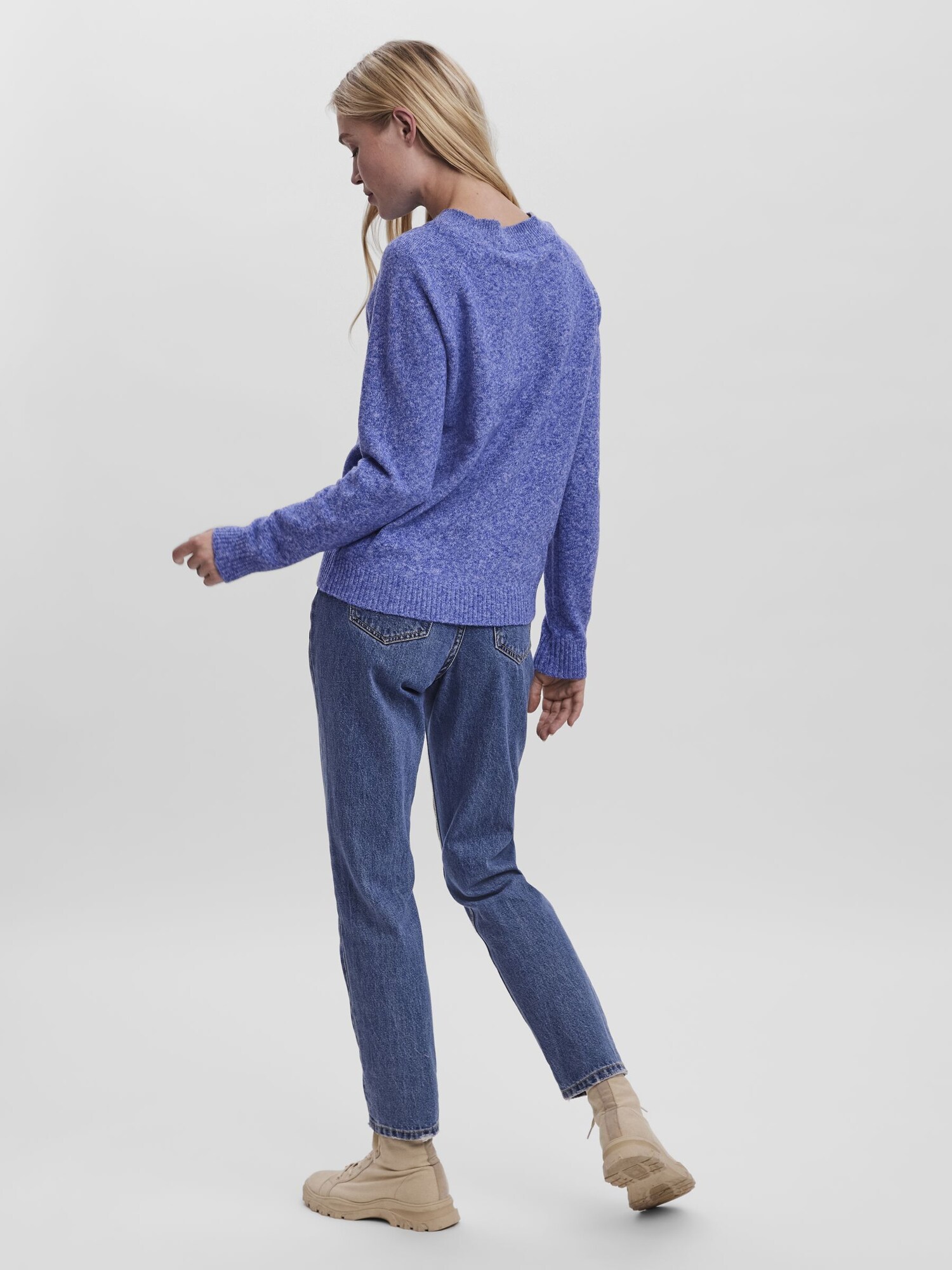 Thumbnail - Pullover