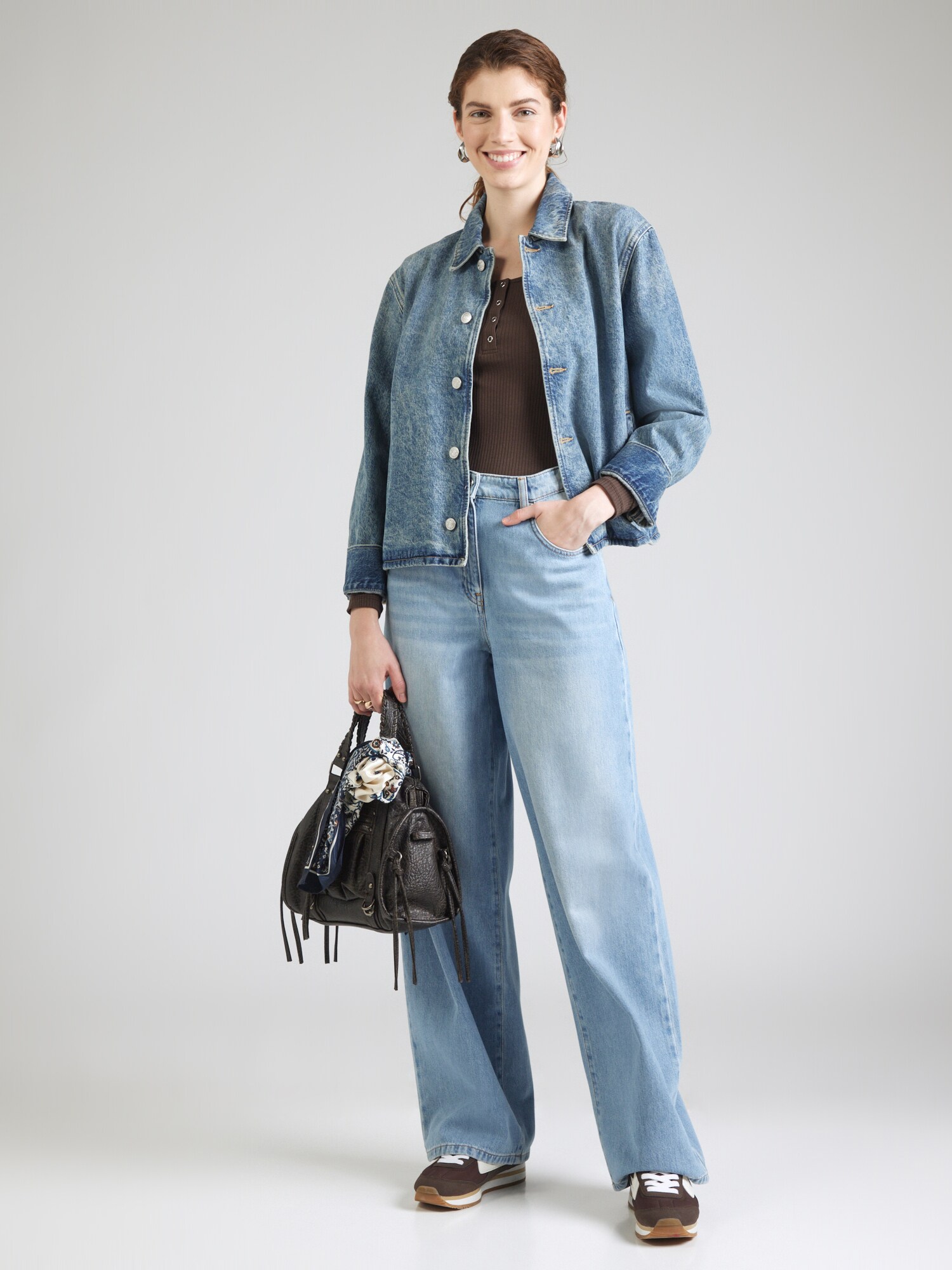 Thumbnail - PIECES Shirt PCKITTE