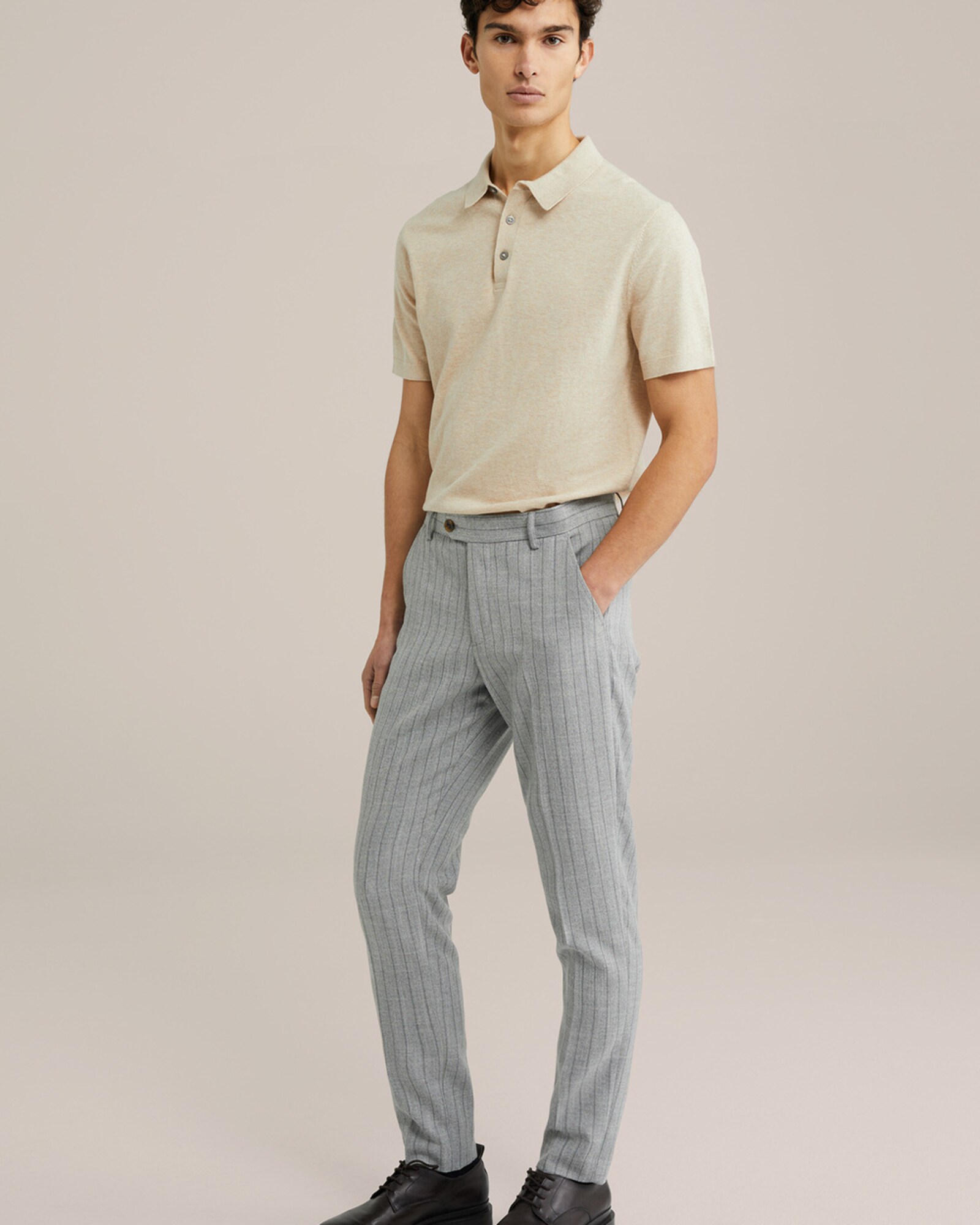 WE Fashion Nohavice s pukmi sivá / svetlosivá (obrázok 6)