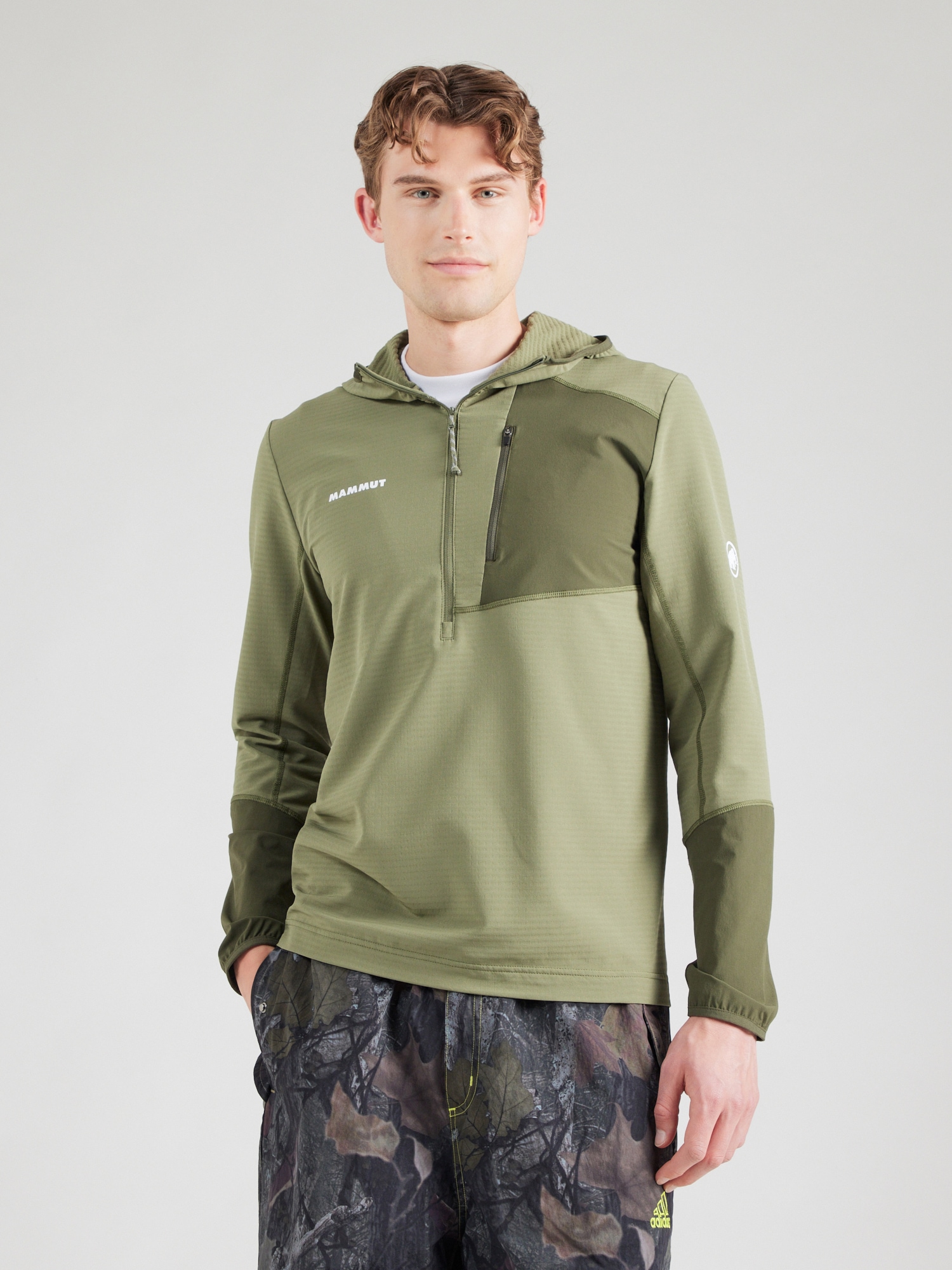 MAMMUT Sport szabadidős dzsekik 'Madris'  khaki / olíva termék 2. képe