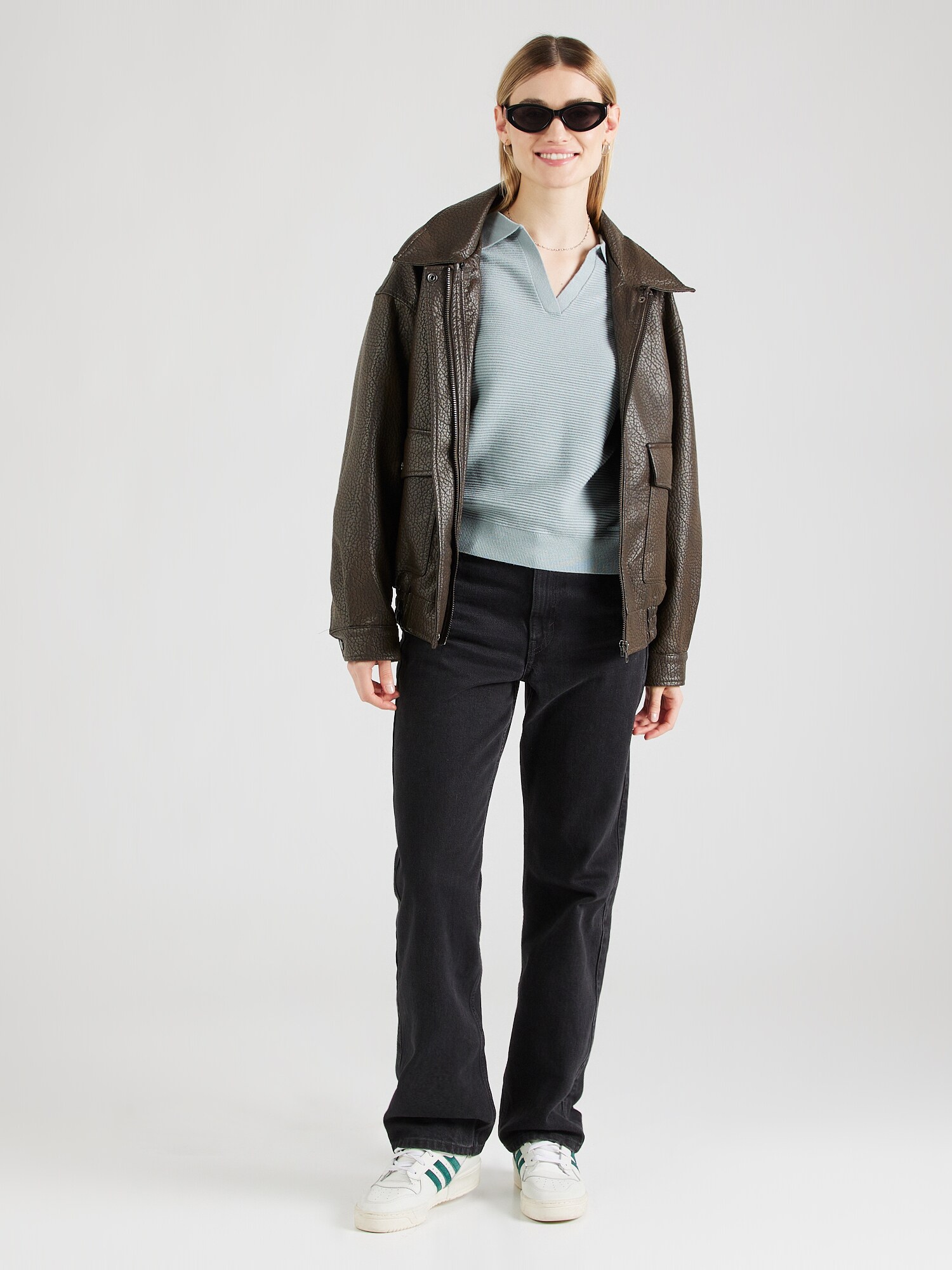 Thumbnail - Pullover