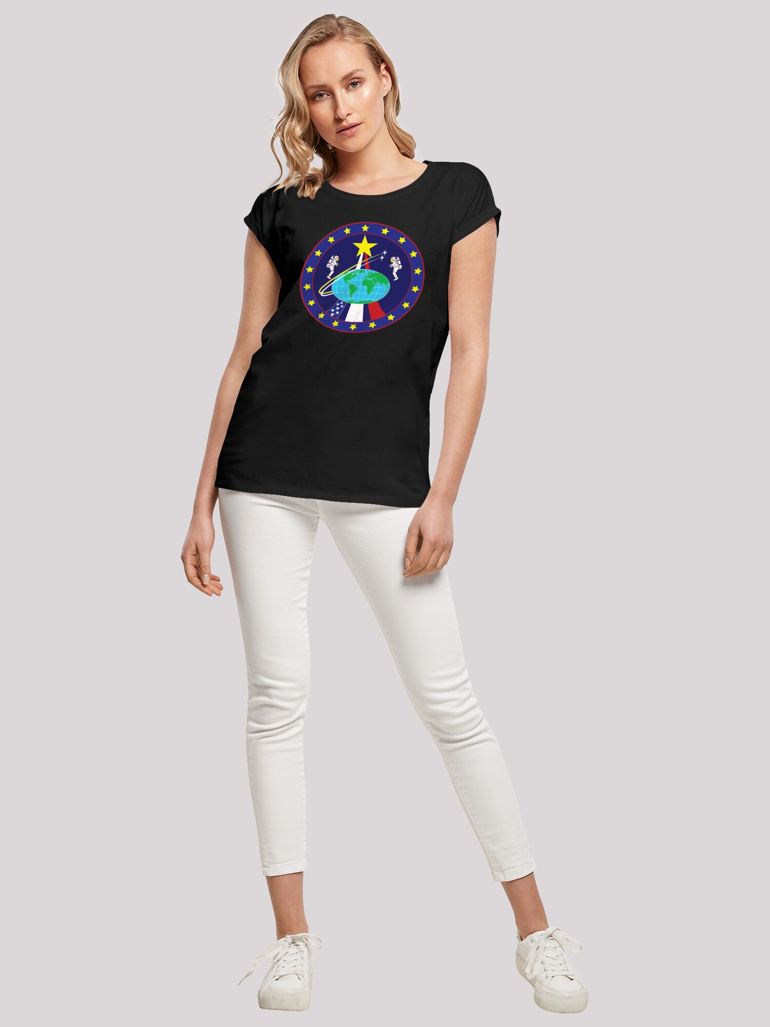 Thumbnail - F4NT4STIC T-Shirt NASA Classic Globe Astronauts