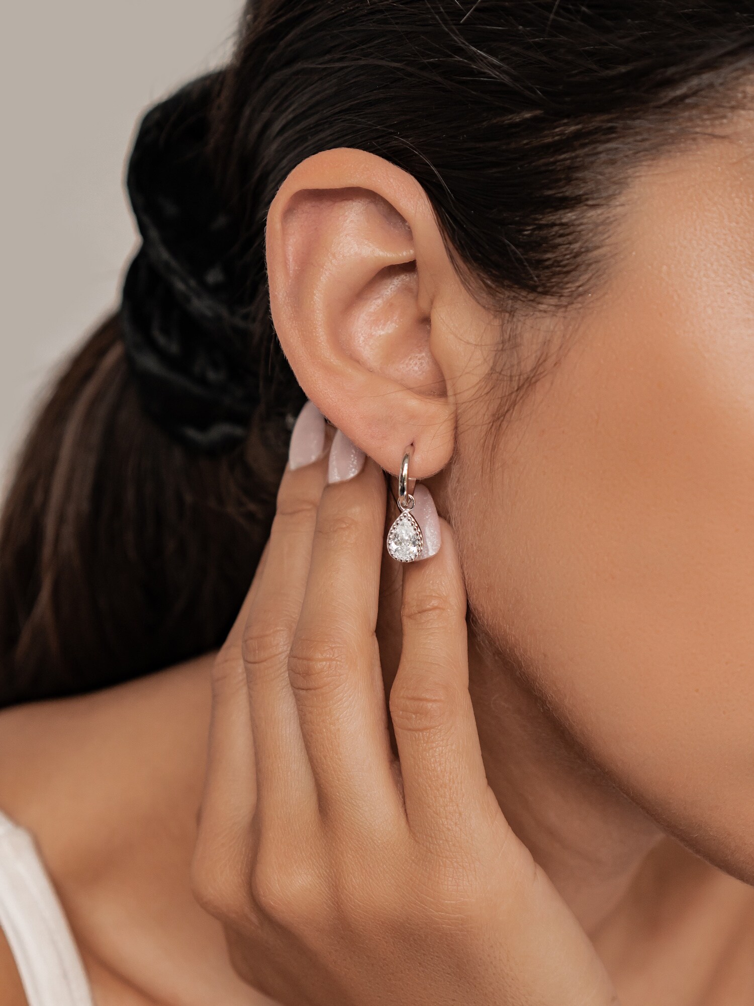 Thumbnail - Hey Happiness Ohrringe April Birthstone