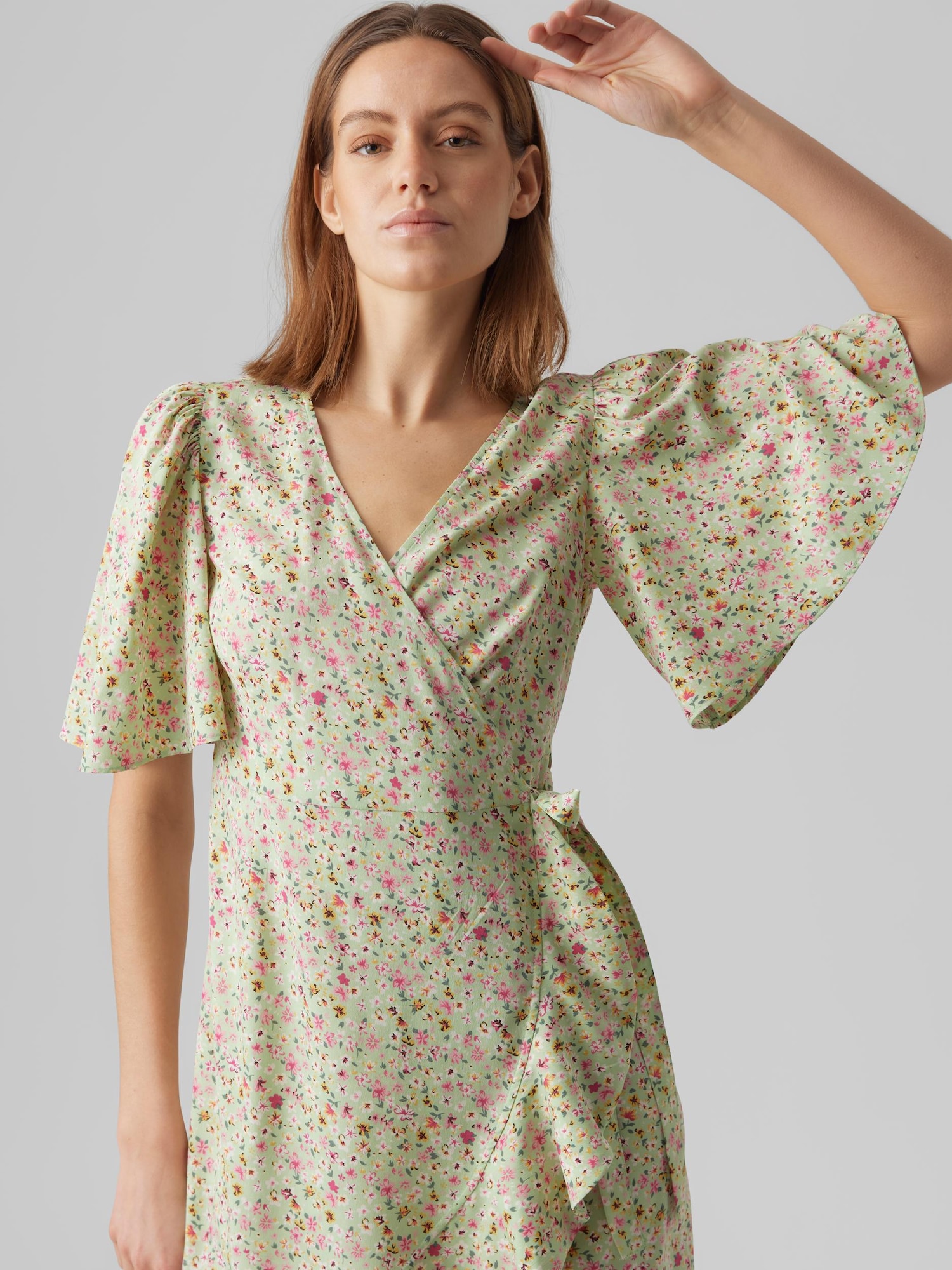 VERO MODA Šaty 'Emma' pastelovo žltá / mätová / ružová / biela (obrázok 5)