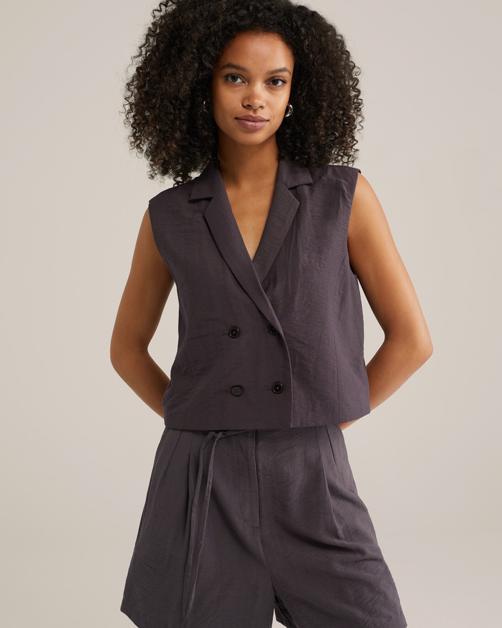Thumbnail - Blazer