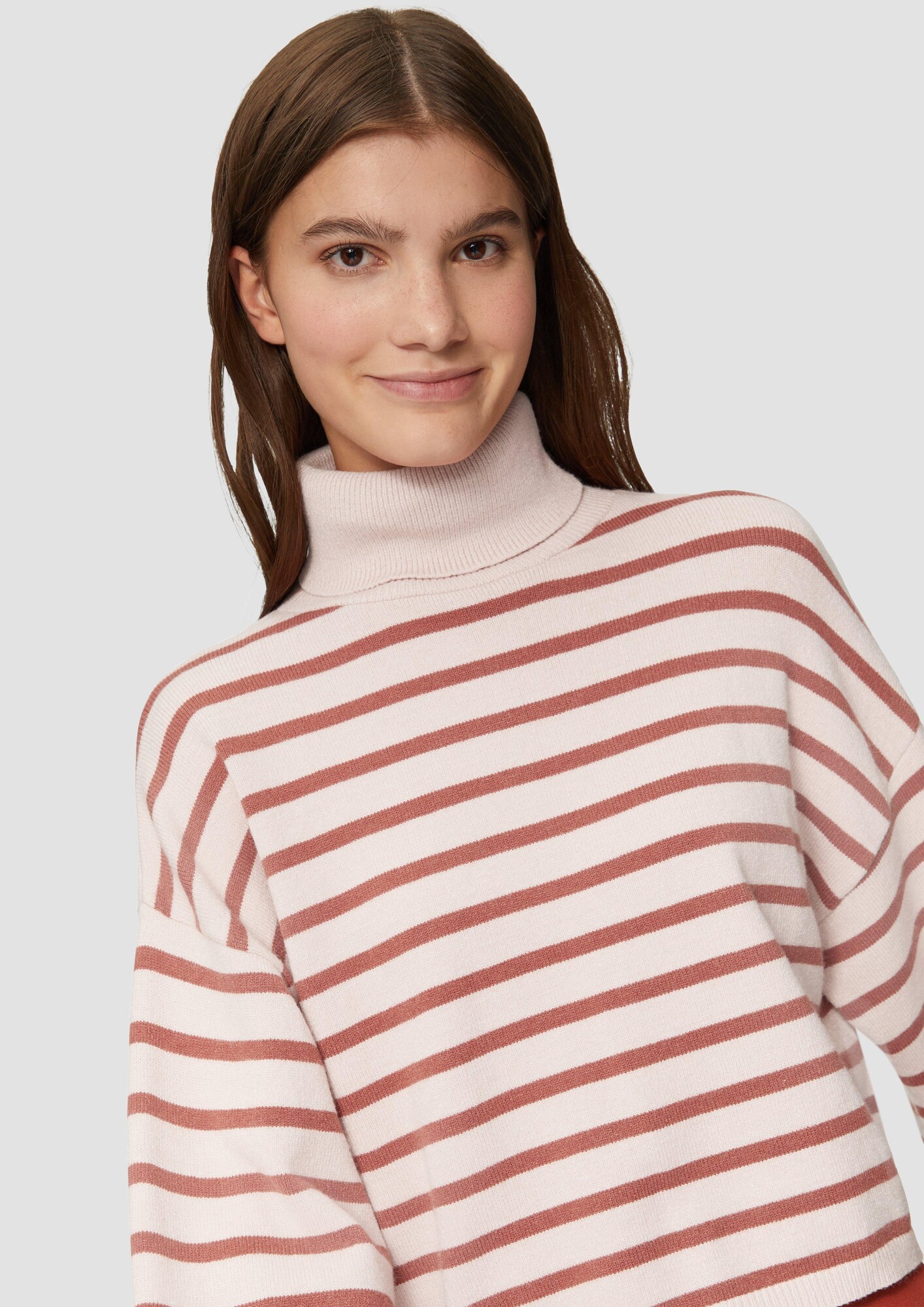 Thumbnail - QS Pullover