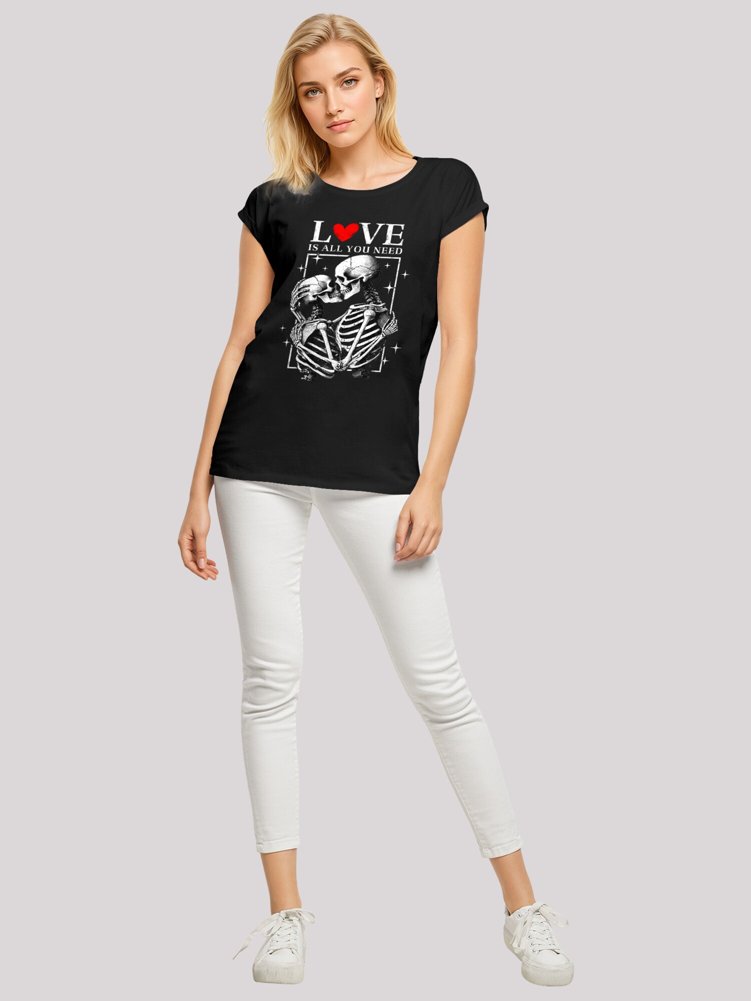 Thumbnail - F4NT4STIC T-Shirt Love is all you need