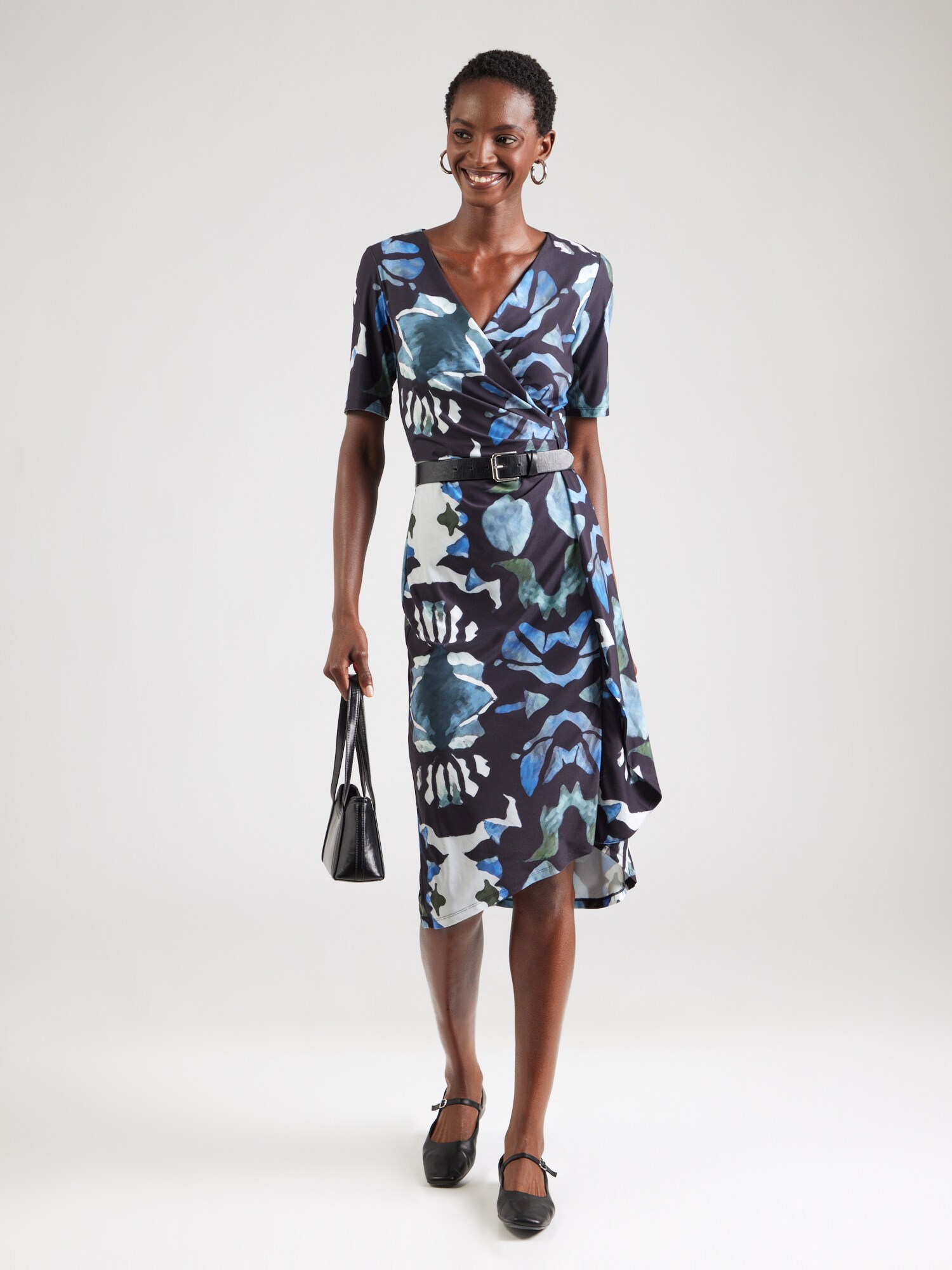 Thumbnail - Cartoon Kleid