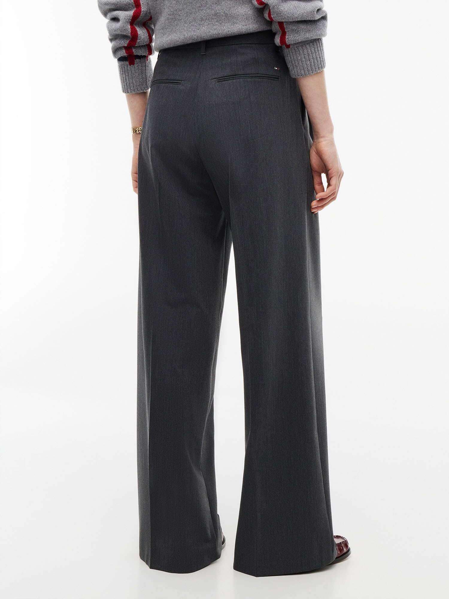 TOMMY HILFIGER Pantalón plisado gris oscuro – imagen 3