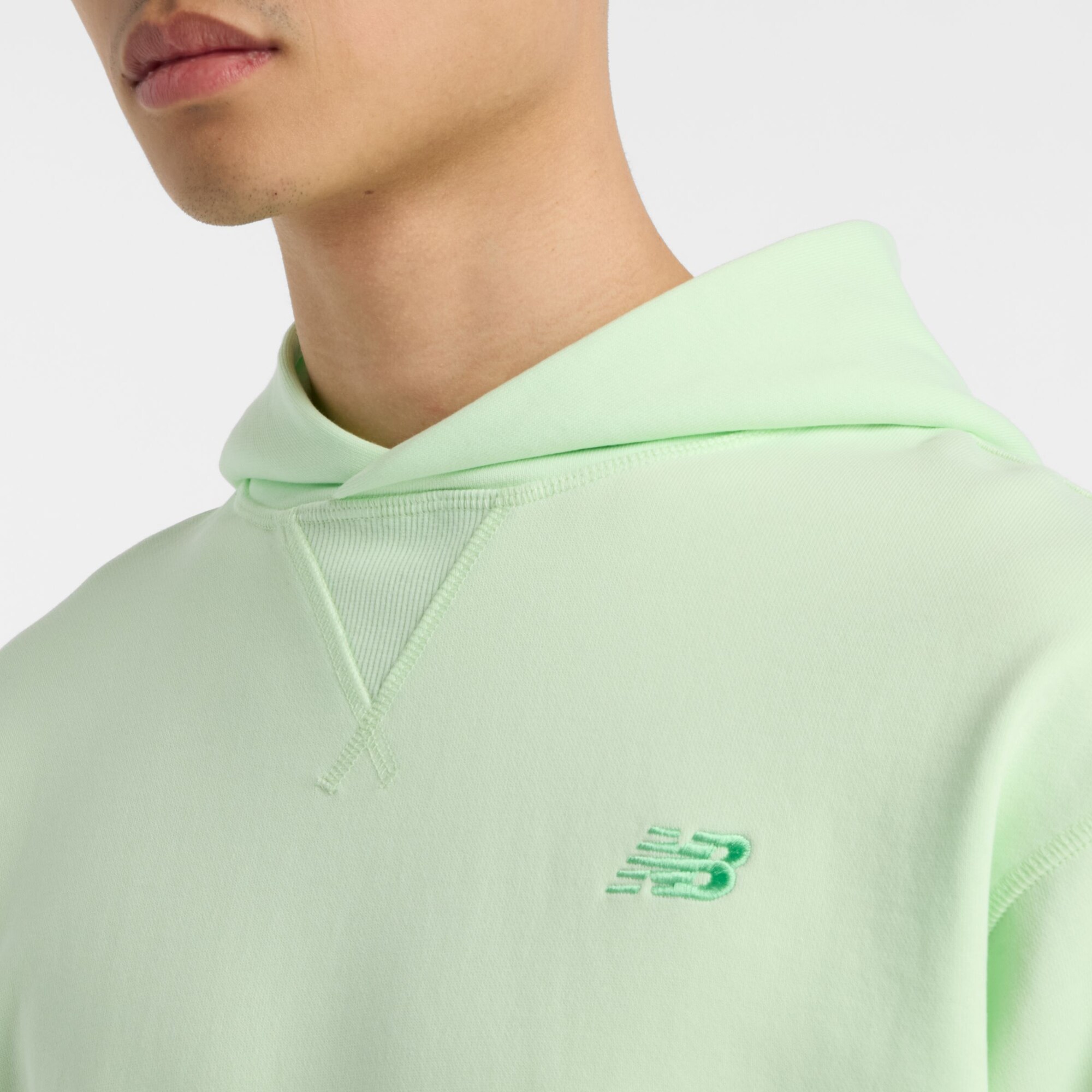 New balance Camiseta deportiva  verde claro – imagen 4