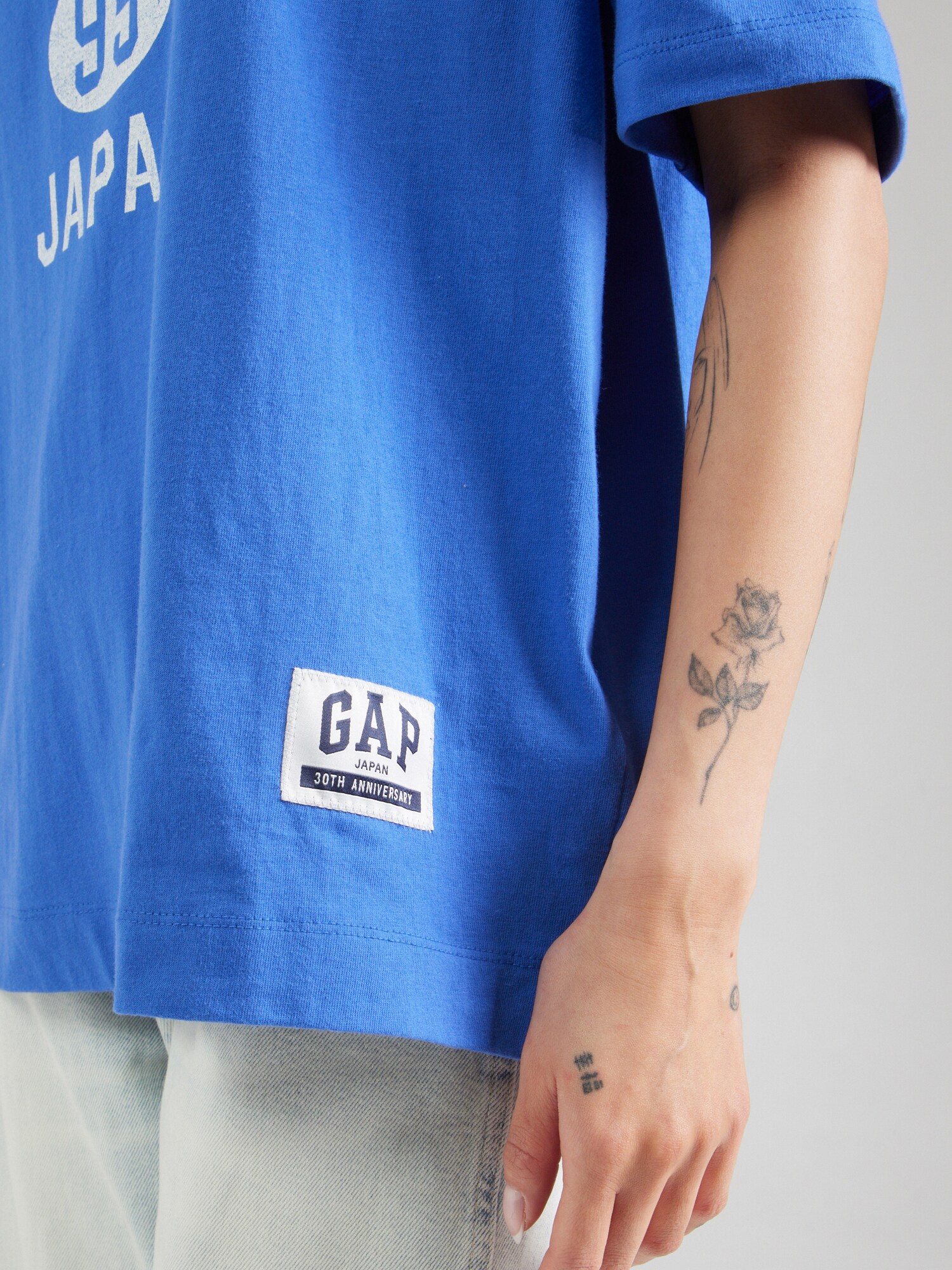 Thumbnail - T-Shirt