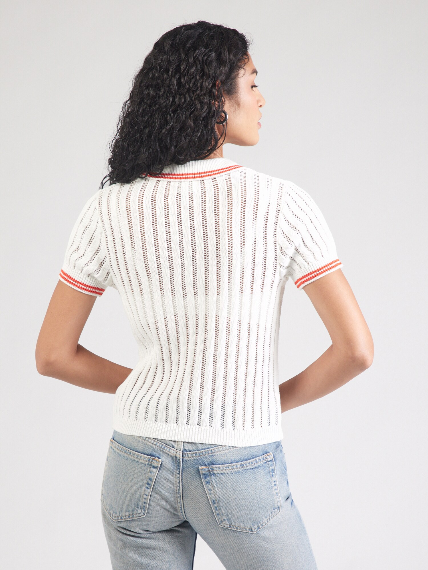 Thumbnail - Pullover