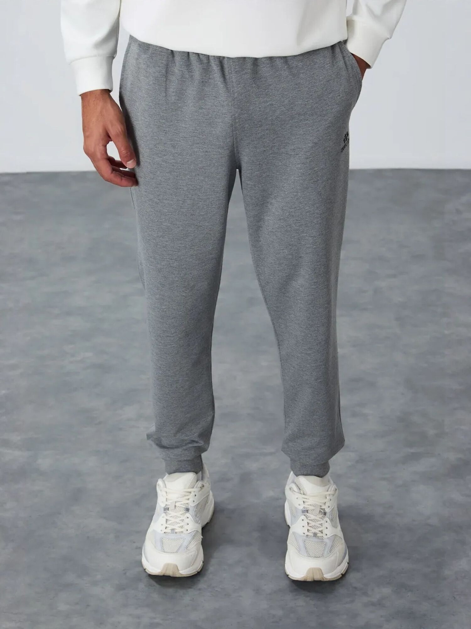 Tommy Life Sportske hlače 'Jogginghose' siva