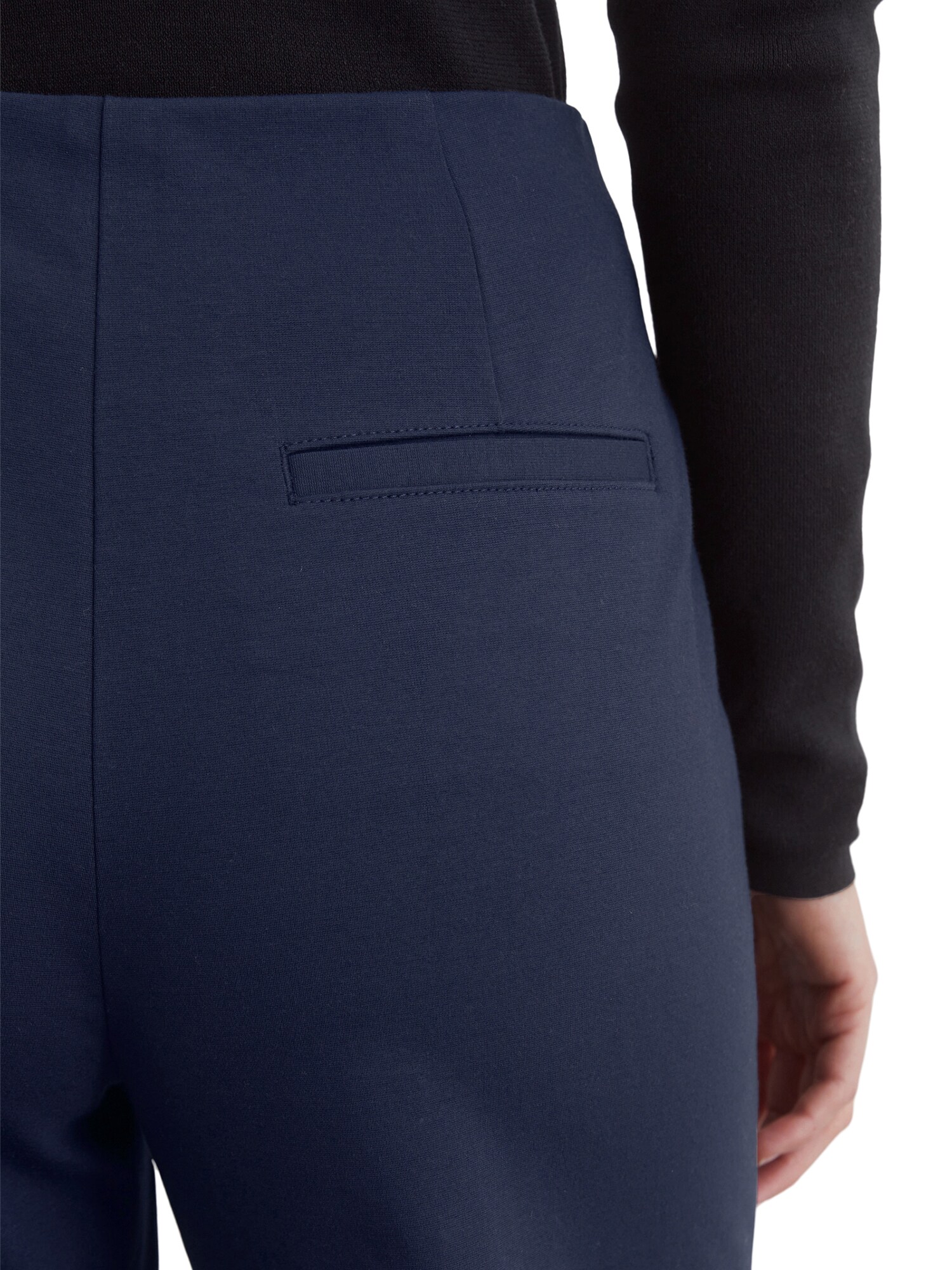 Thumbnail - Hose