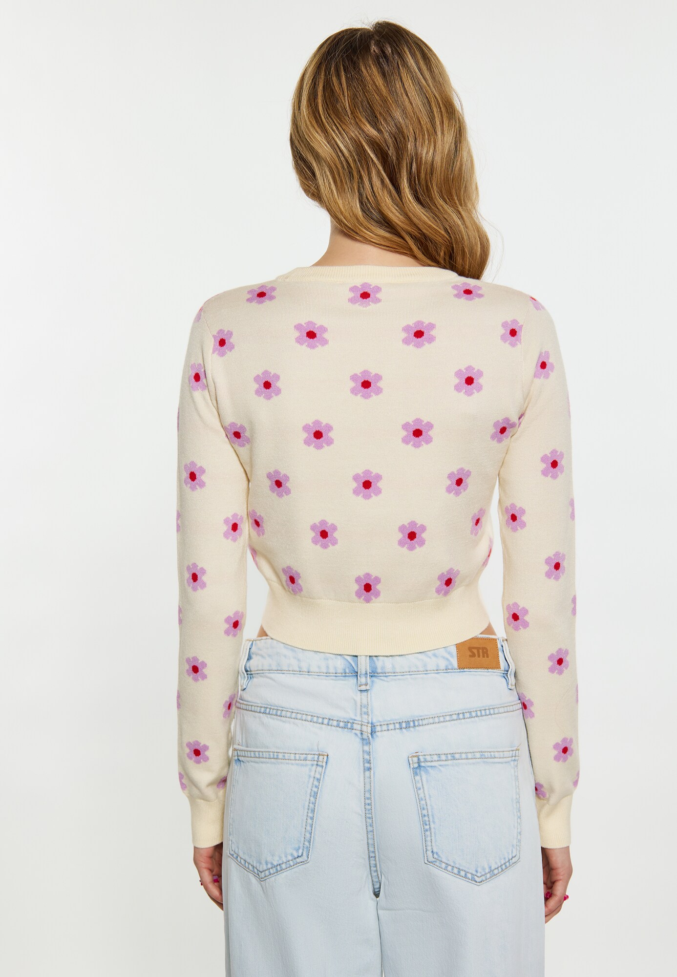 Thumbnail - MYMO Pullover