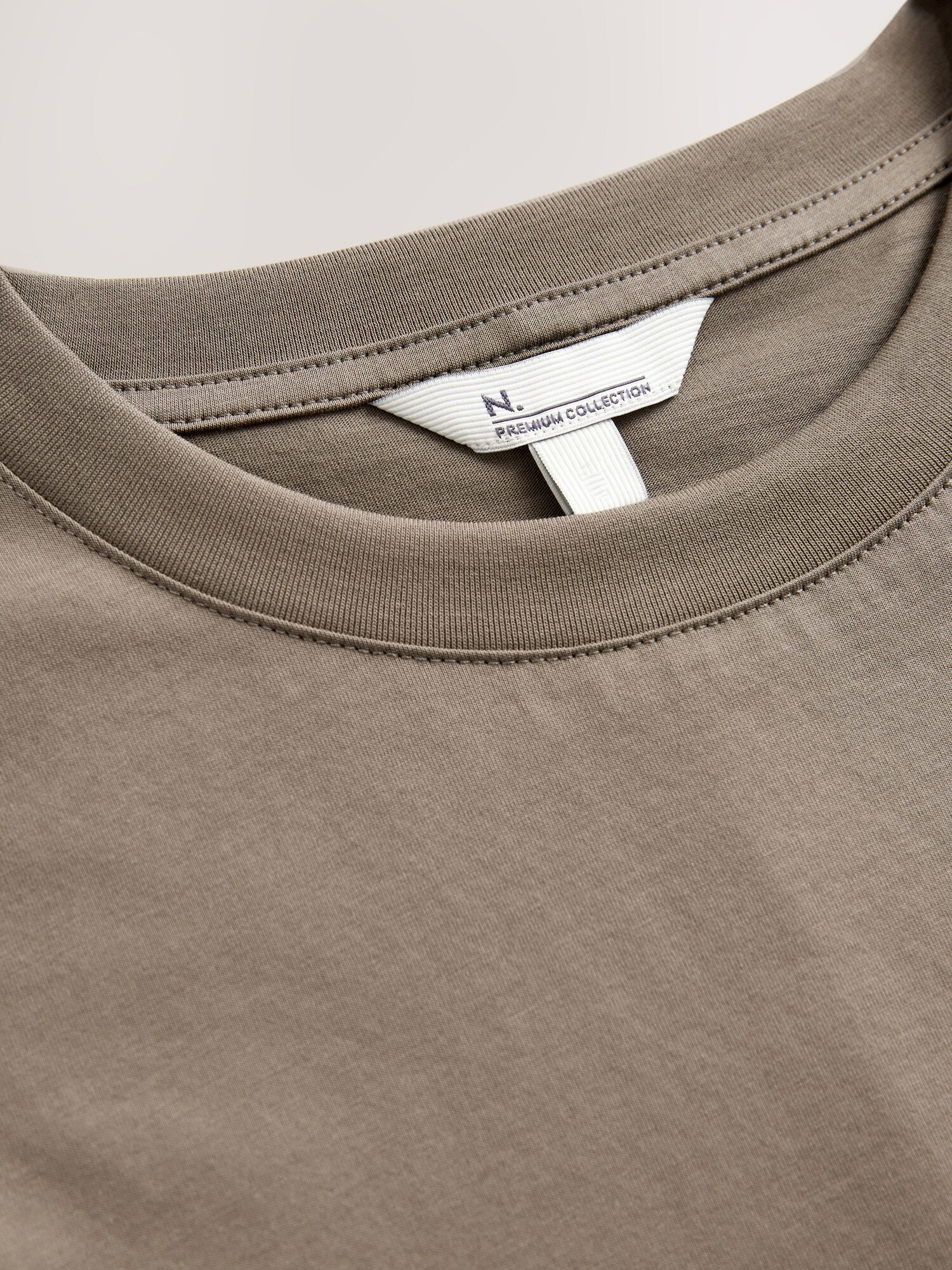 Thumbnail - Next T-Shirt Premium