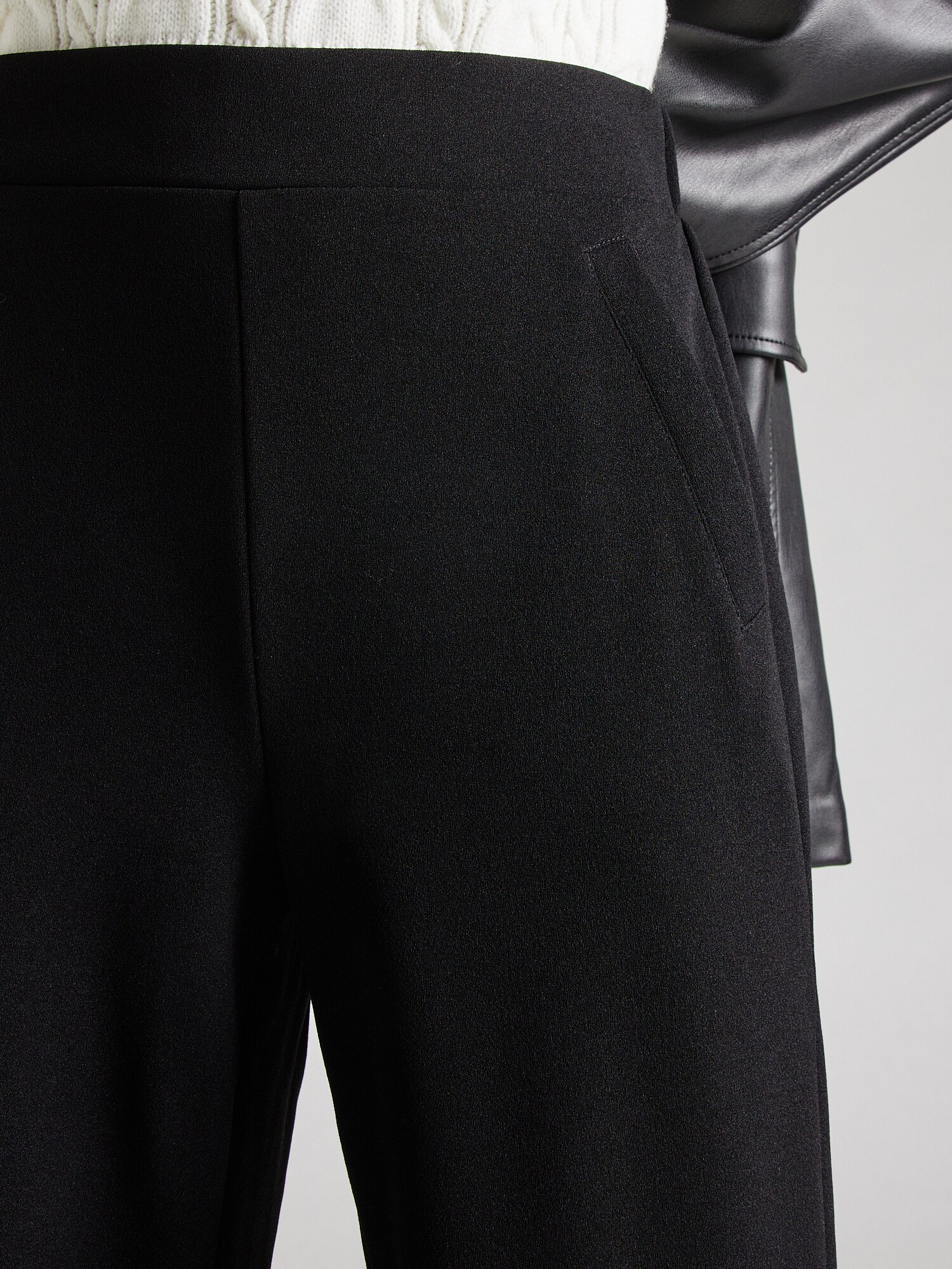 VERO MODA Nohavice 'VMLAVA' čierna (obrázok 5)