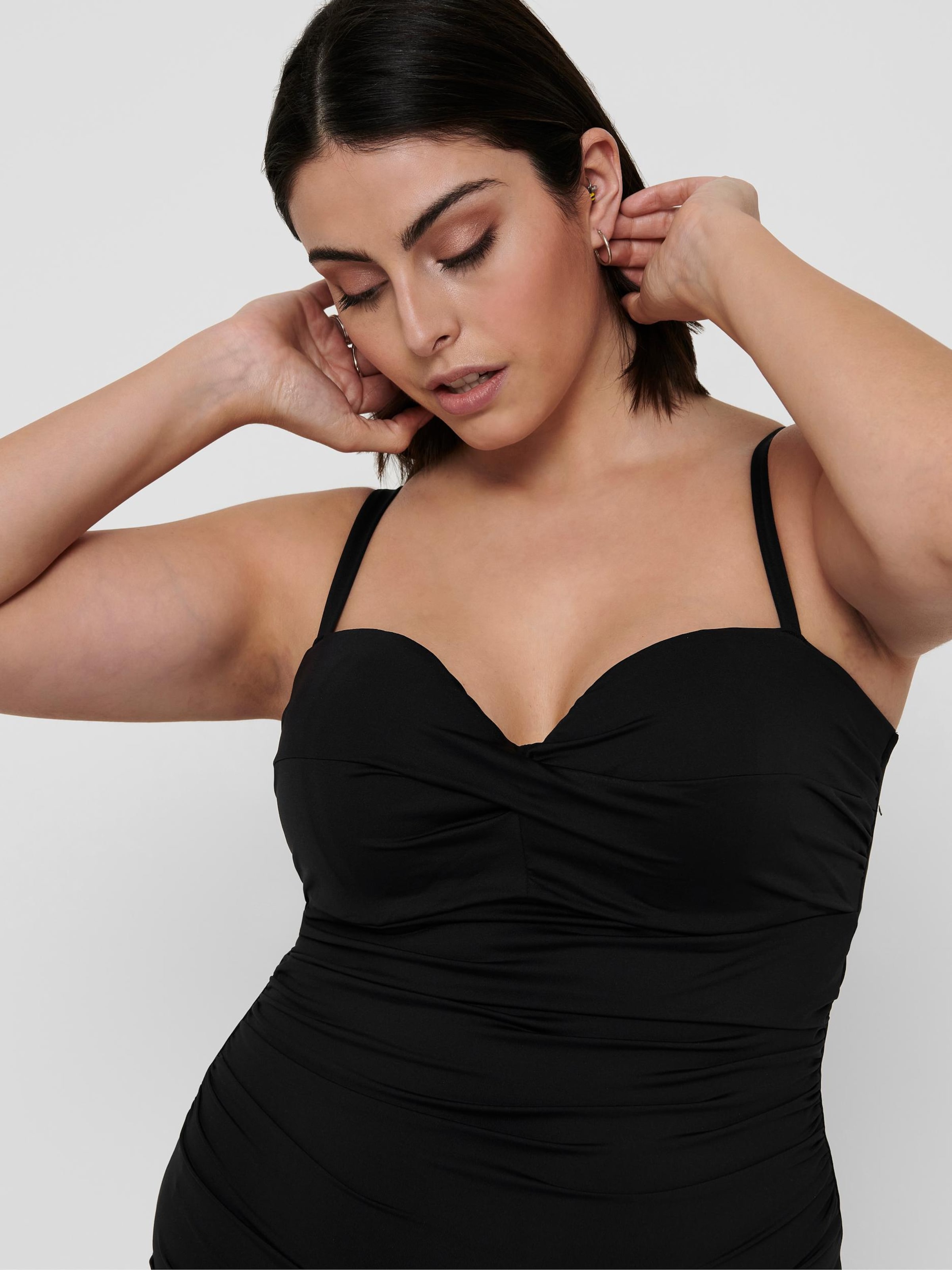 Donna Acquista Abbigliamento Taglie Comode acquista online | The Founded
