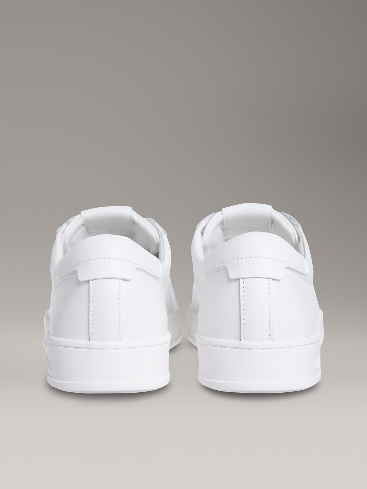 Thumbnail - Sneaker