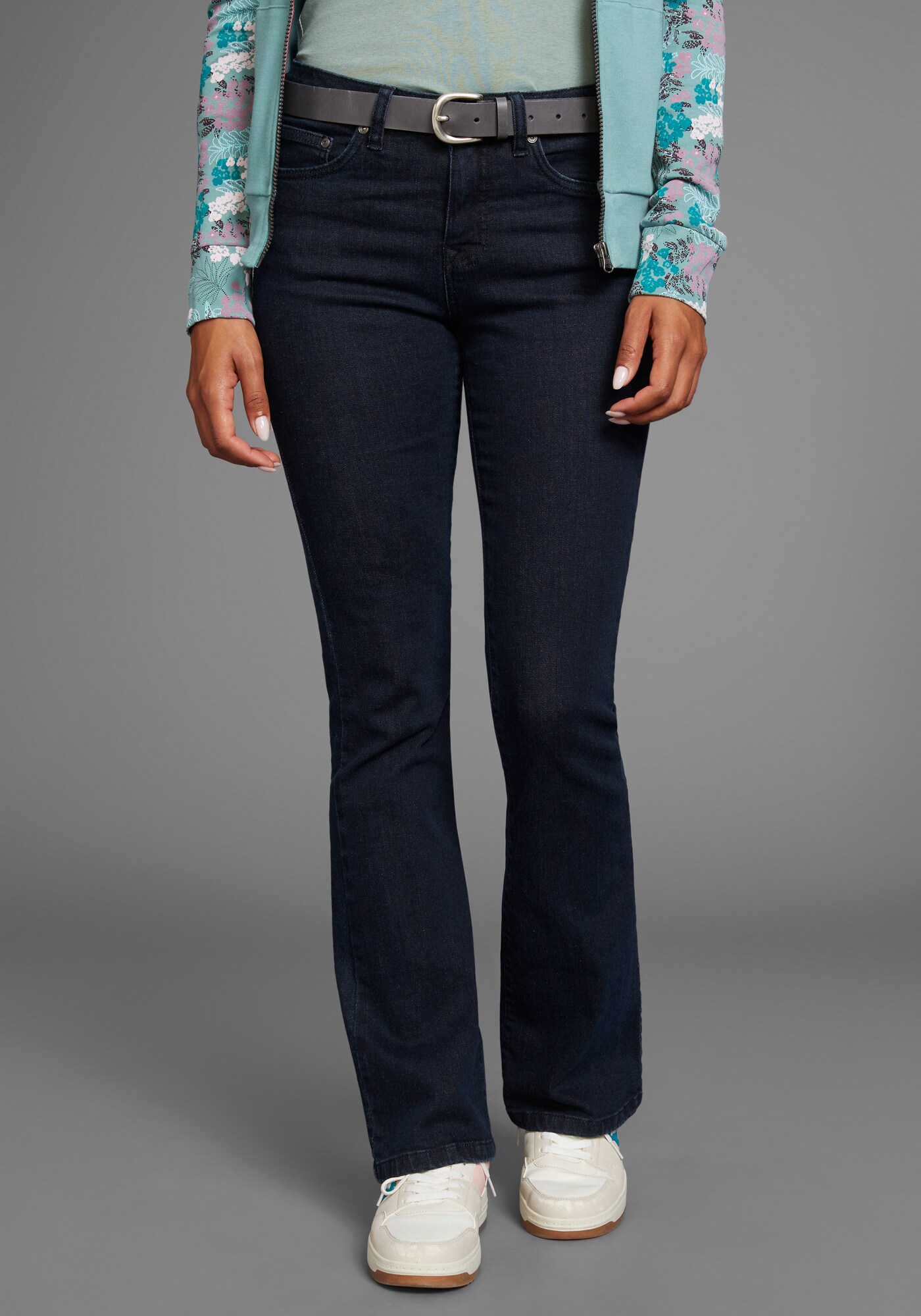 Thumbnail - Jeans