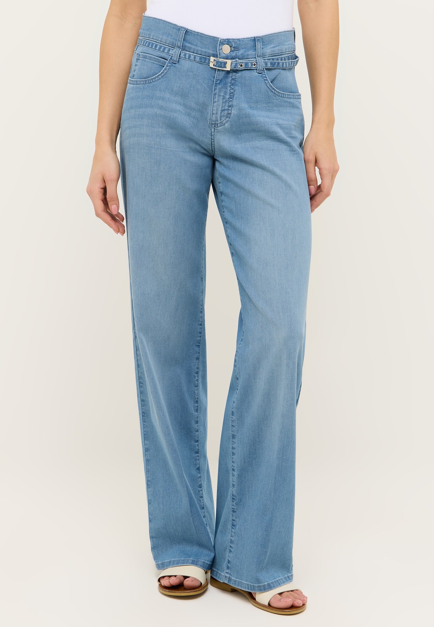 Thumbnail - Jeans