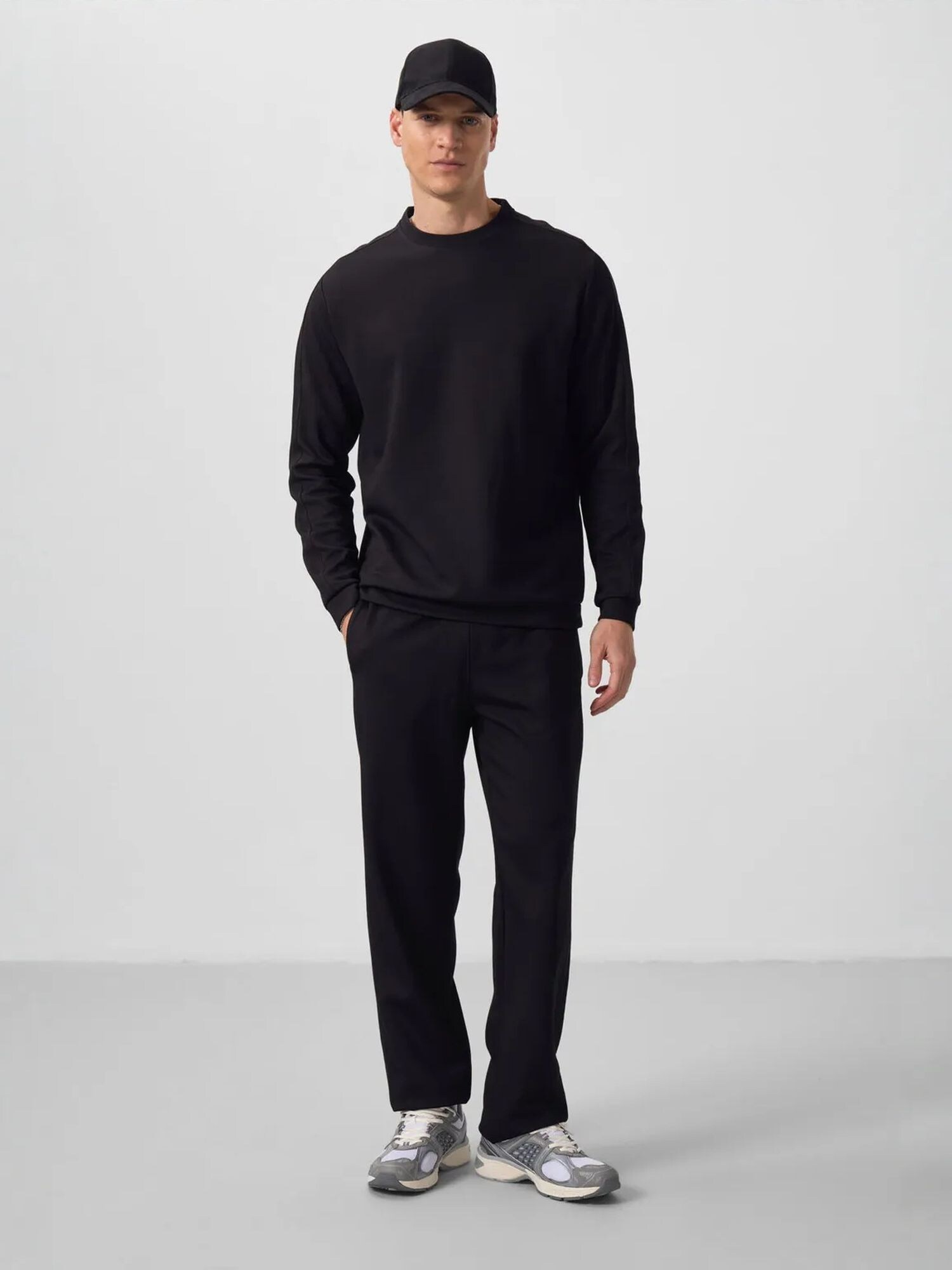 Tommy Life Jogging komplet crna