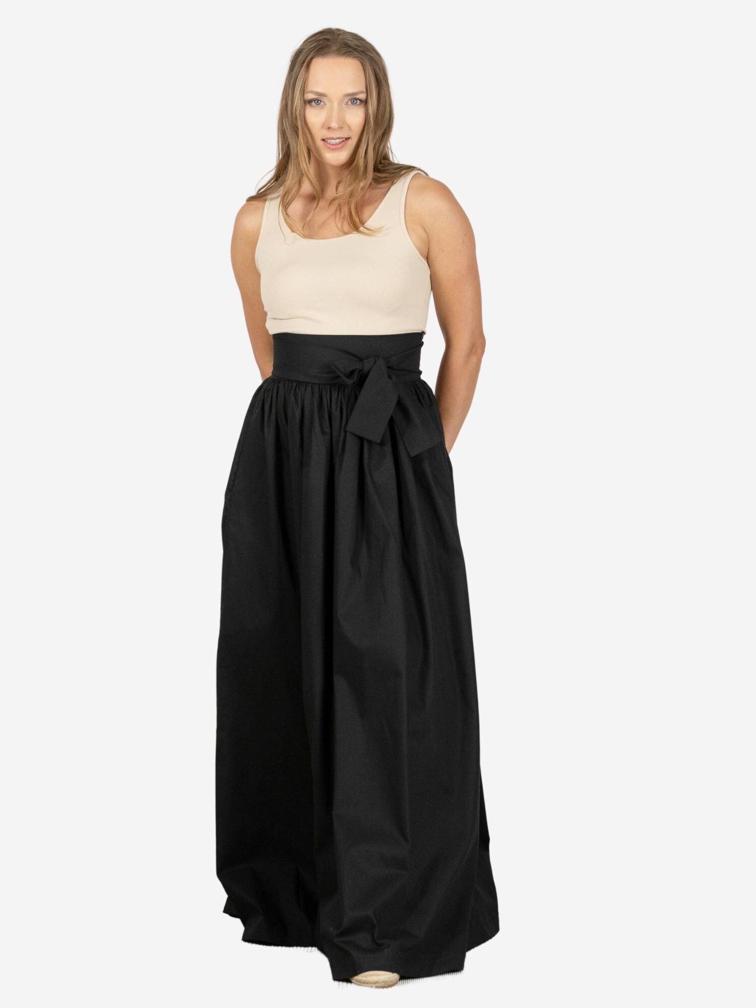 Thumbnail - Nikka Place Rock Wisteria