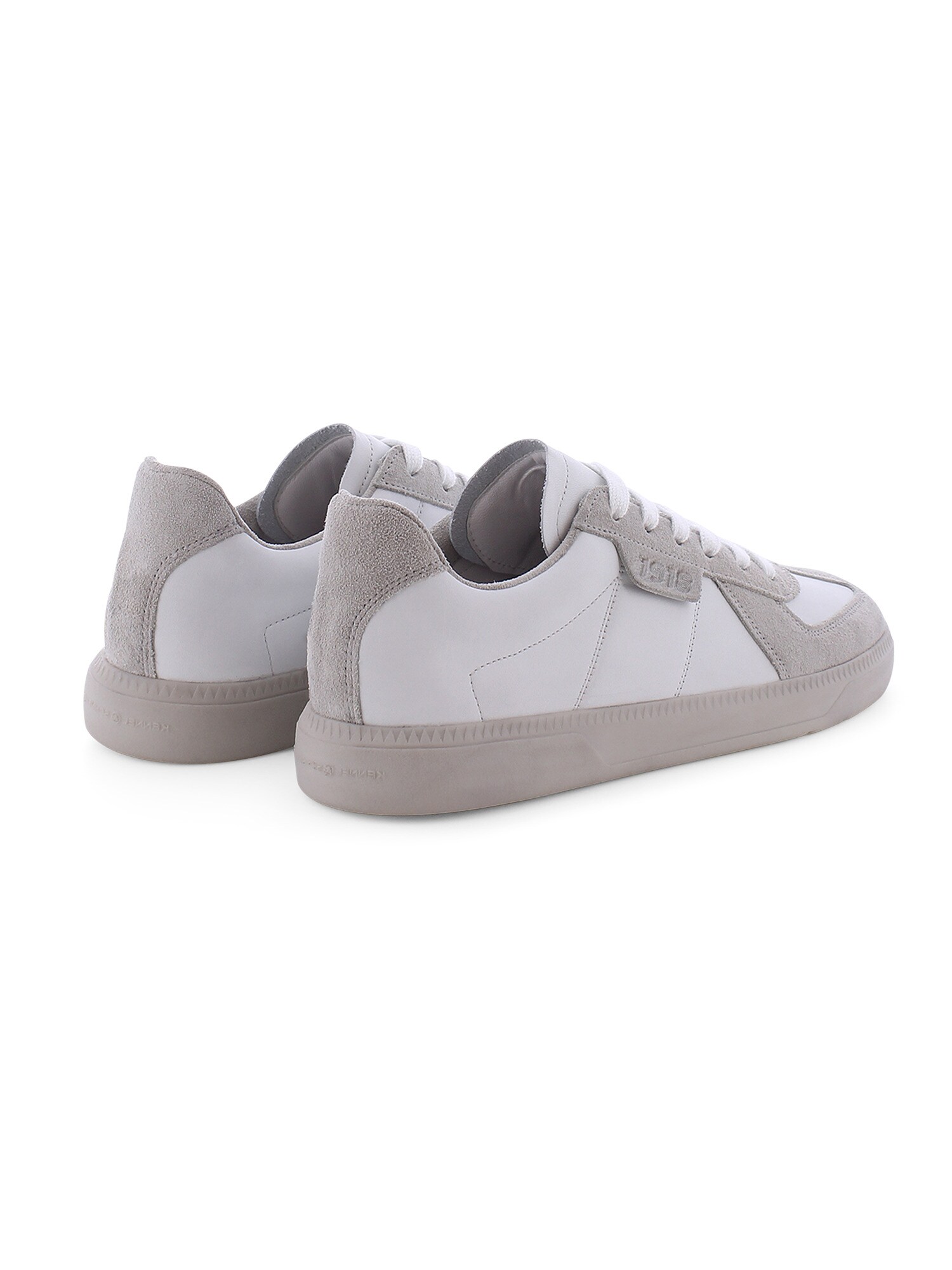 Thumbnail - Sneaker 'Pop'