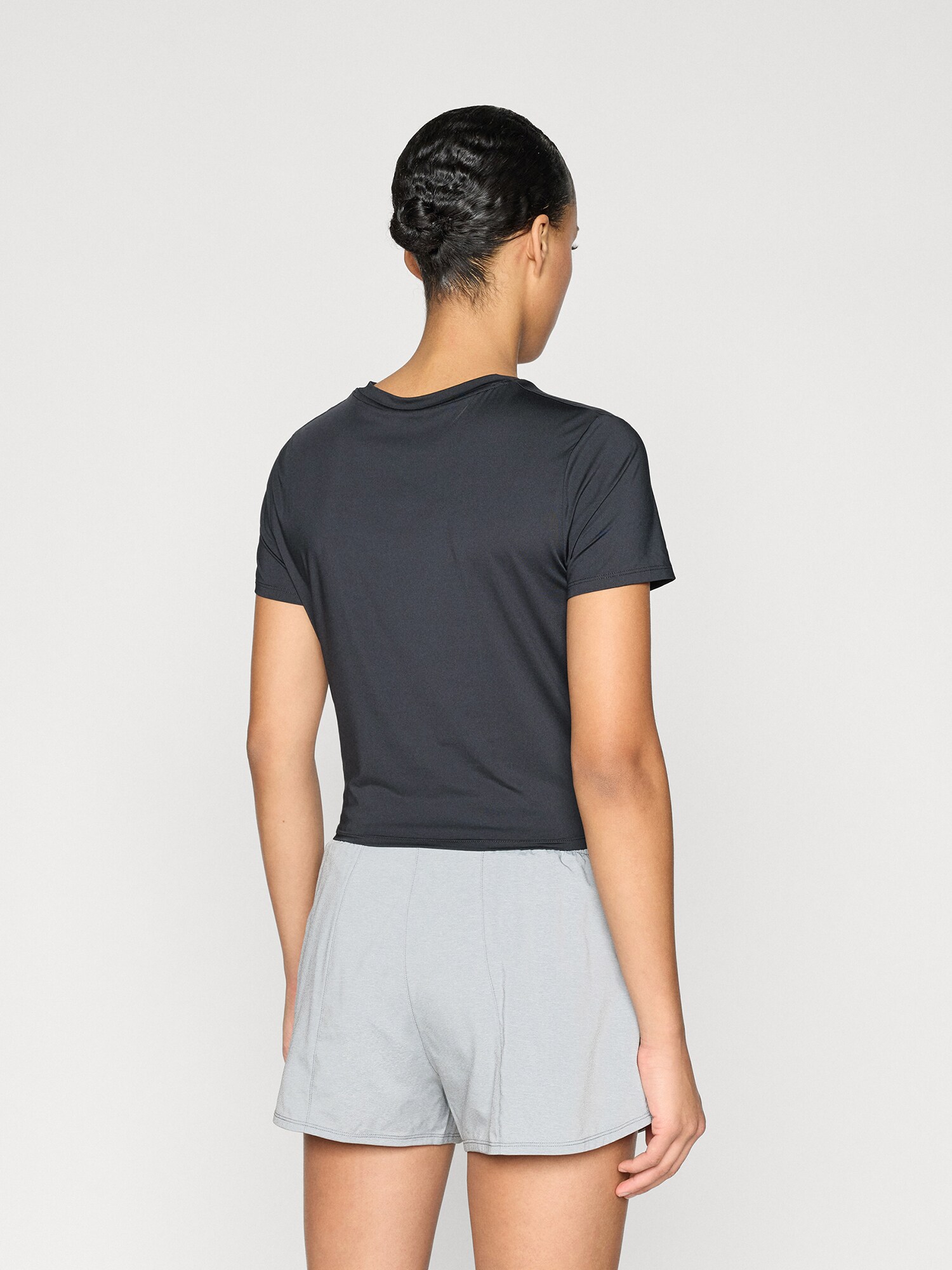 NIKE Camiseta funcional 'One Classic' negro / blanco – imagen 3