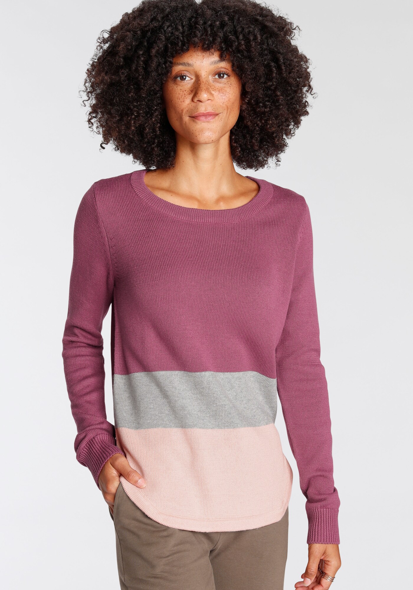 Thumbnail - Pullover