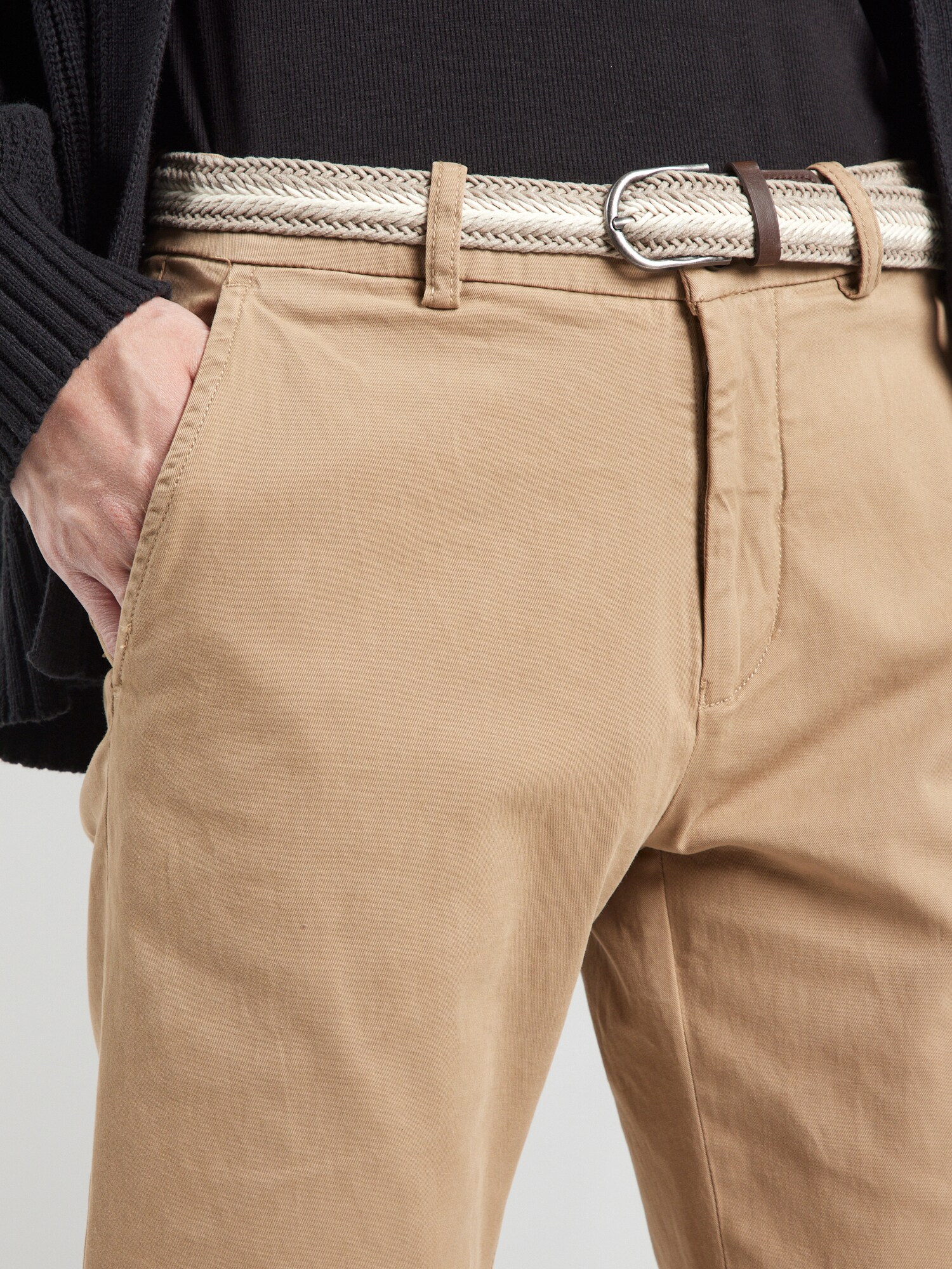 Lindbergh Chino nohavice 'Superflex' farba ťavej srsti (obrázok 5)