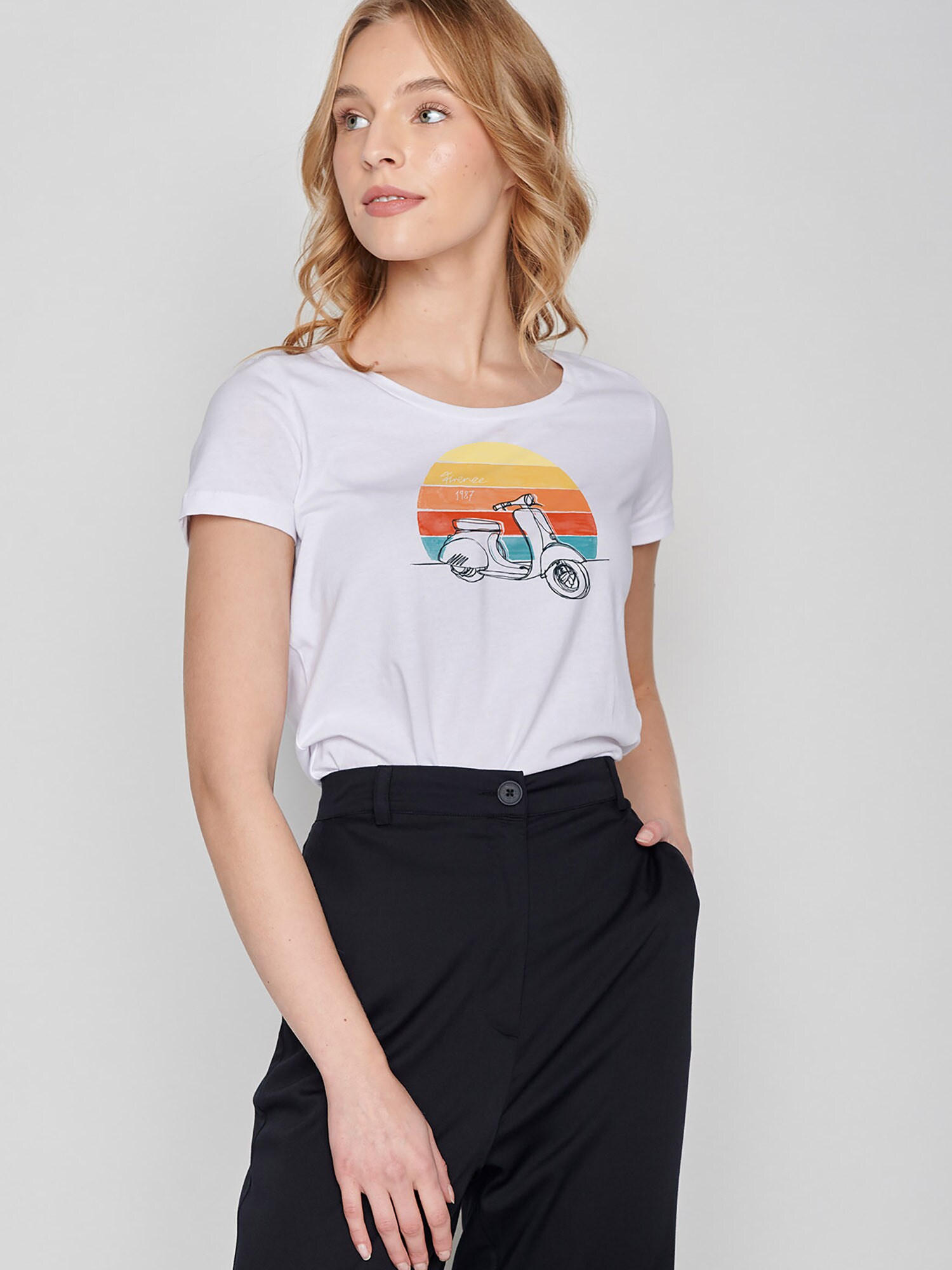 Thumbnail - GREENBOMB T-Shirt Lifestyle Scooter