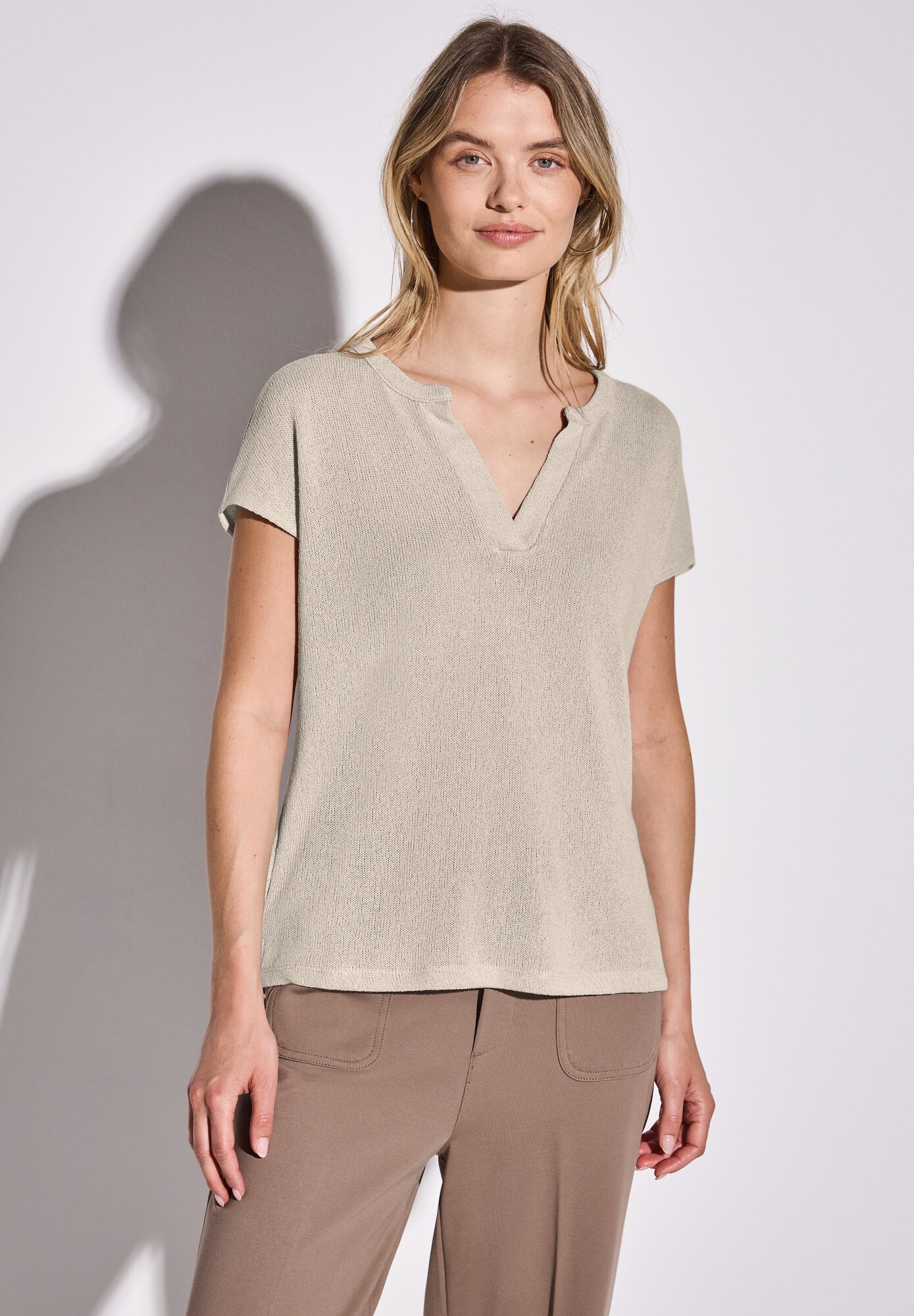 Thumbnail - T-Shirt