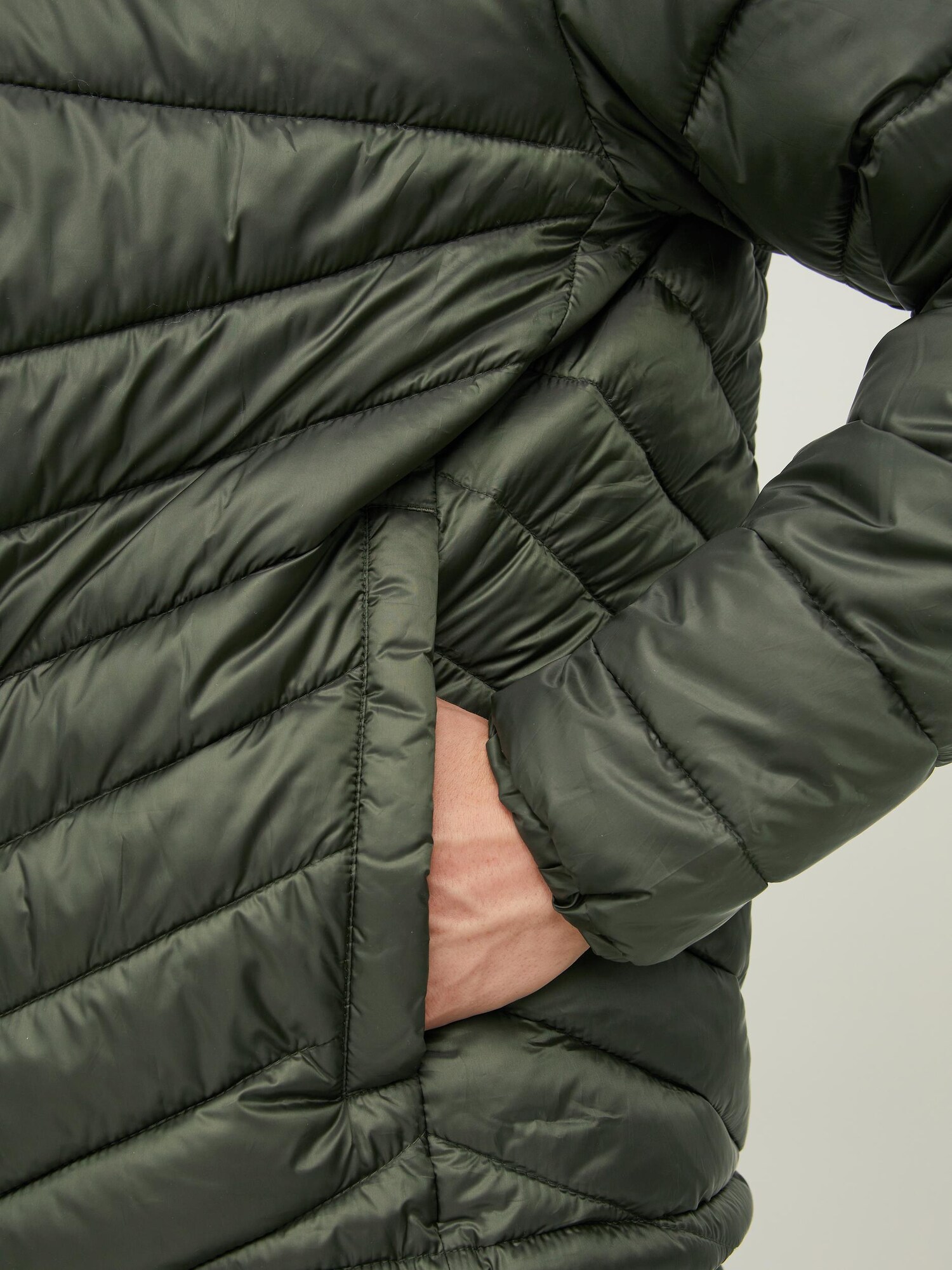 JACK & JONES Prechodná bunda 'Hero'  olivová (obrázok 6)