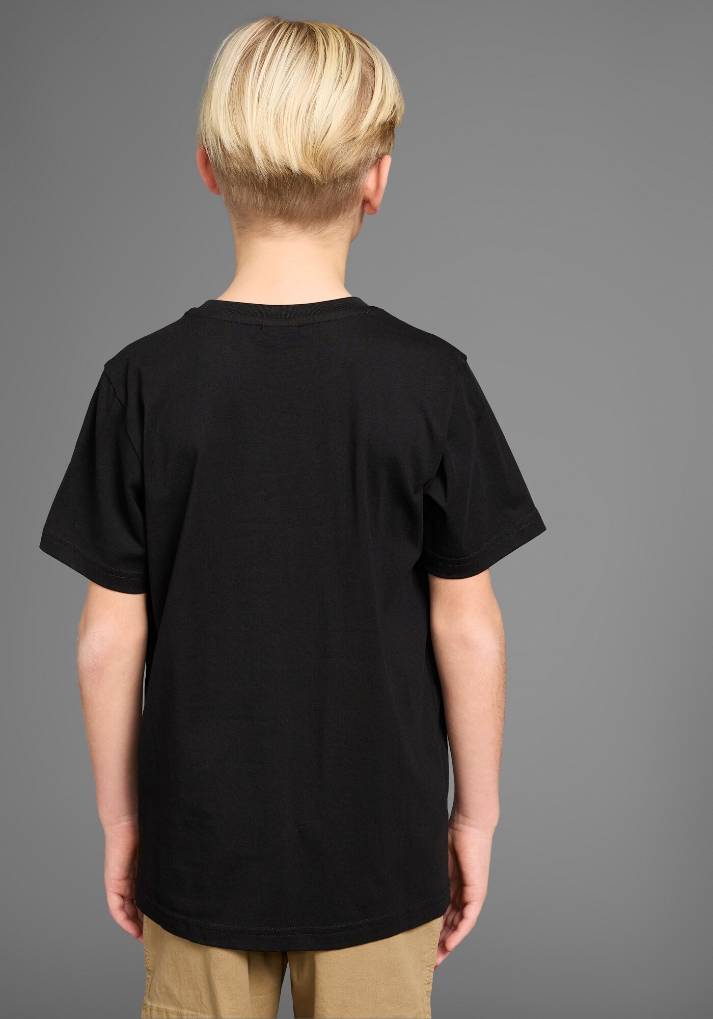 Thumbnail - T-Shirt