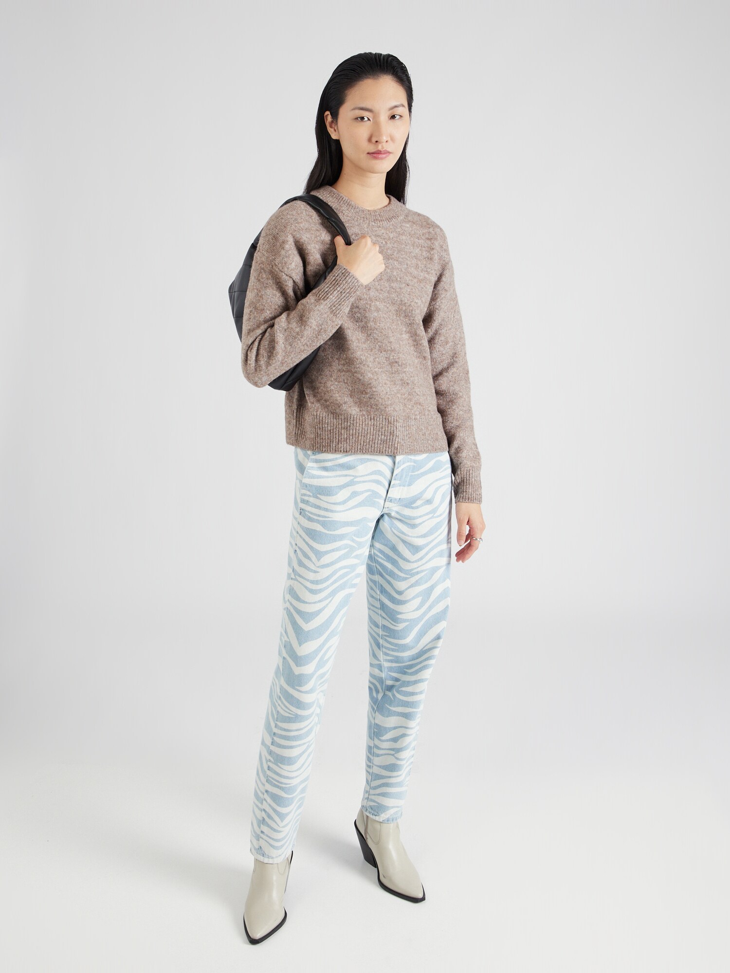 Thumbnail - Pullover
