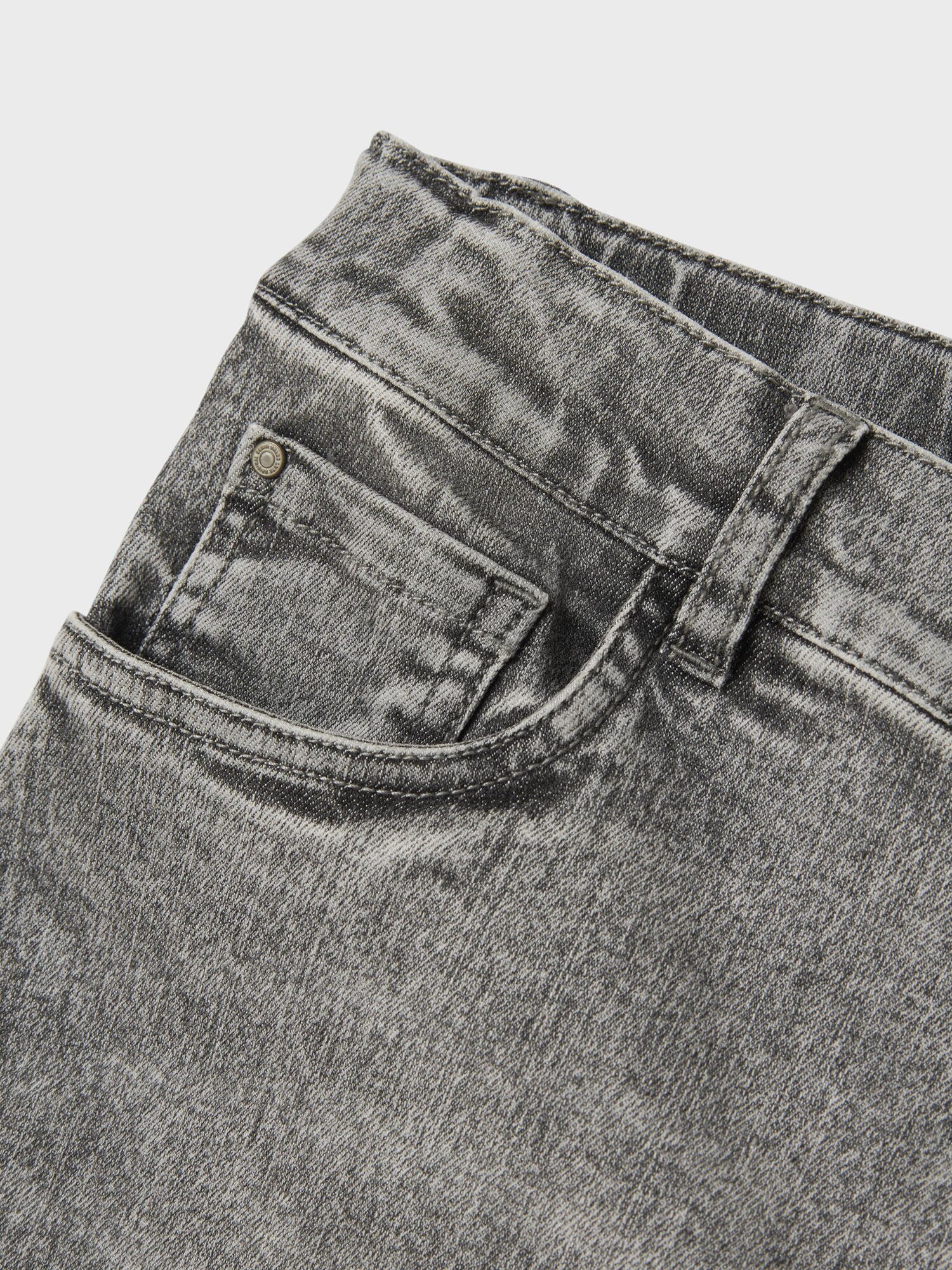 Thumbnail - Jeans