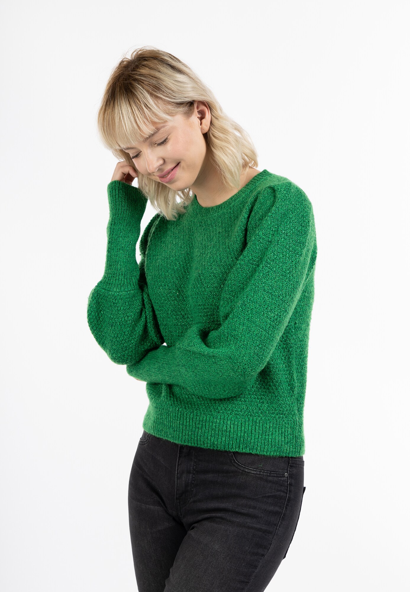Thumbnail - MYMO Pullover