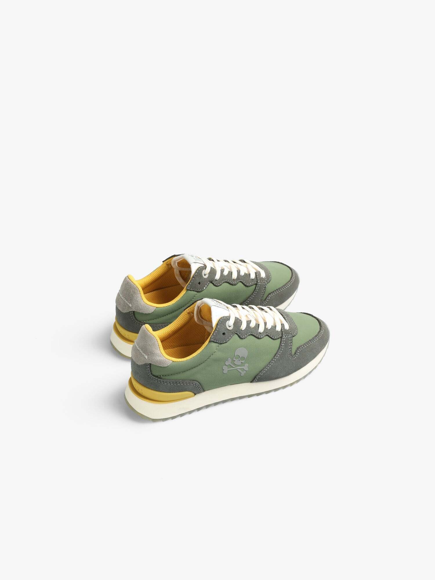 Thumbnail - Sneaker 'Insignia'