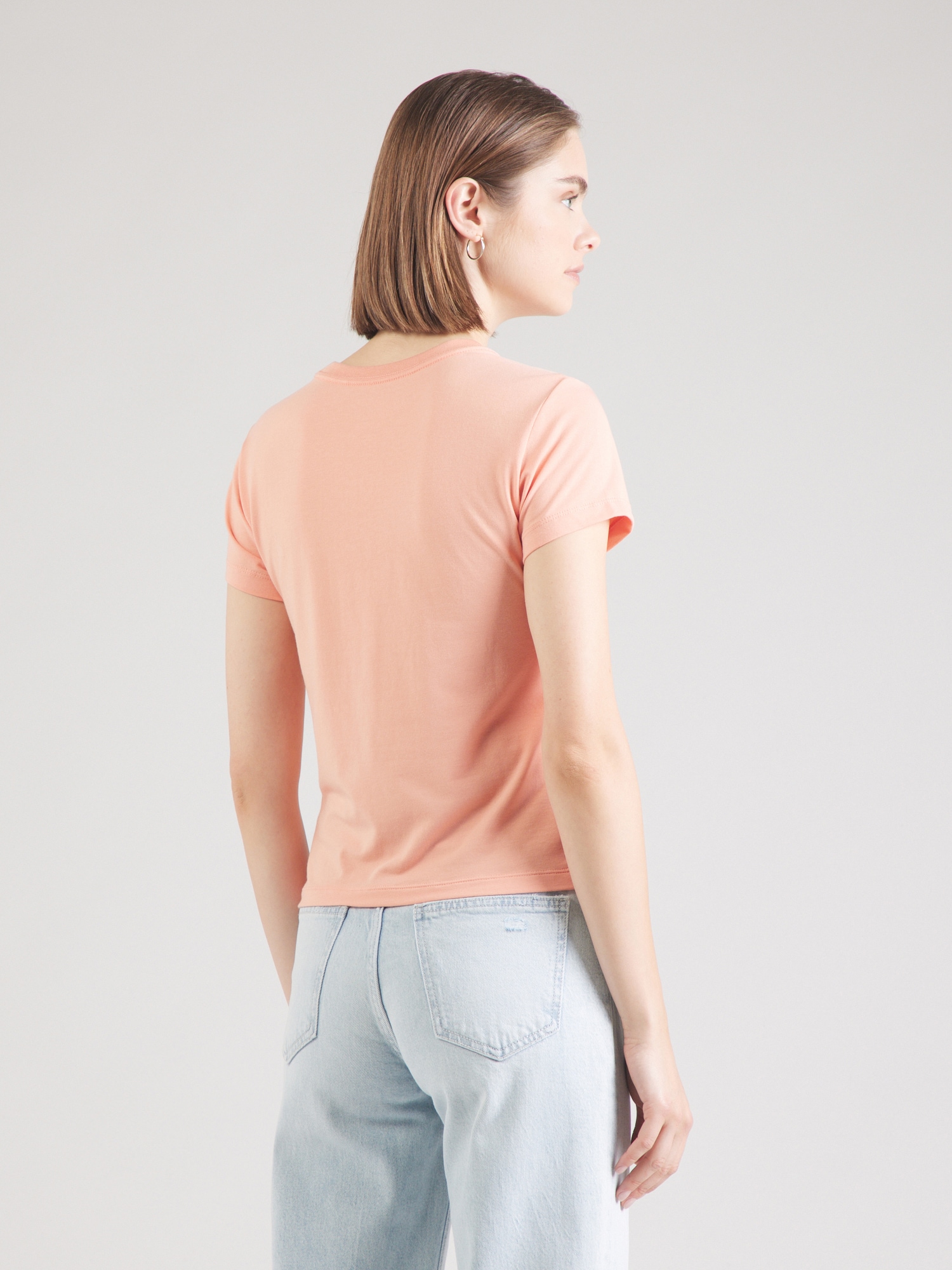 Thumbnail - T-Shirt