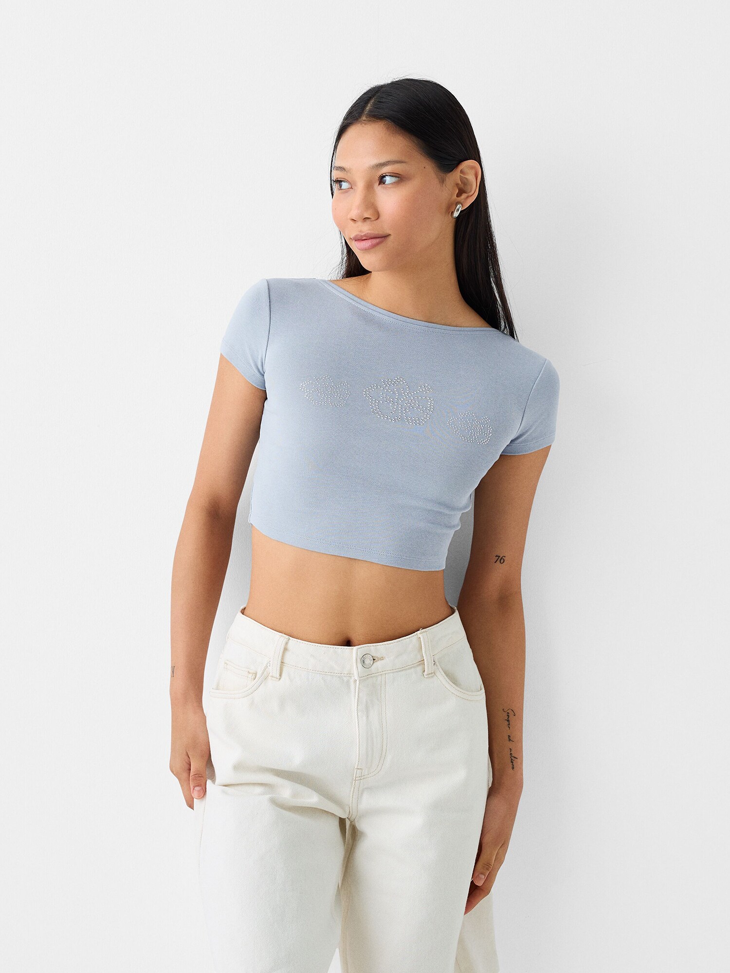 Bershka Póló  világoskék / ezüst termék 2. képe